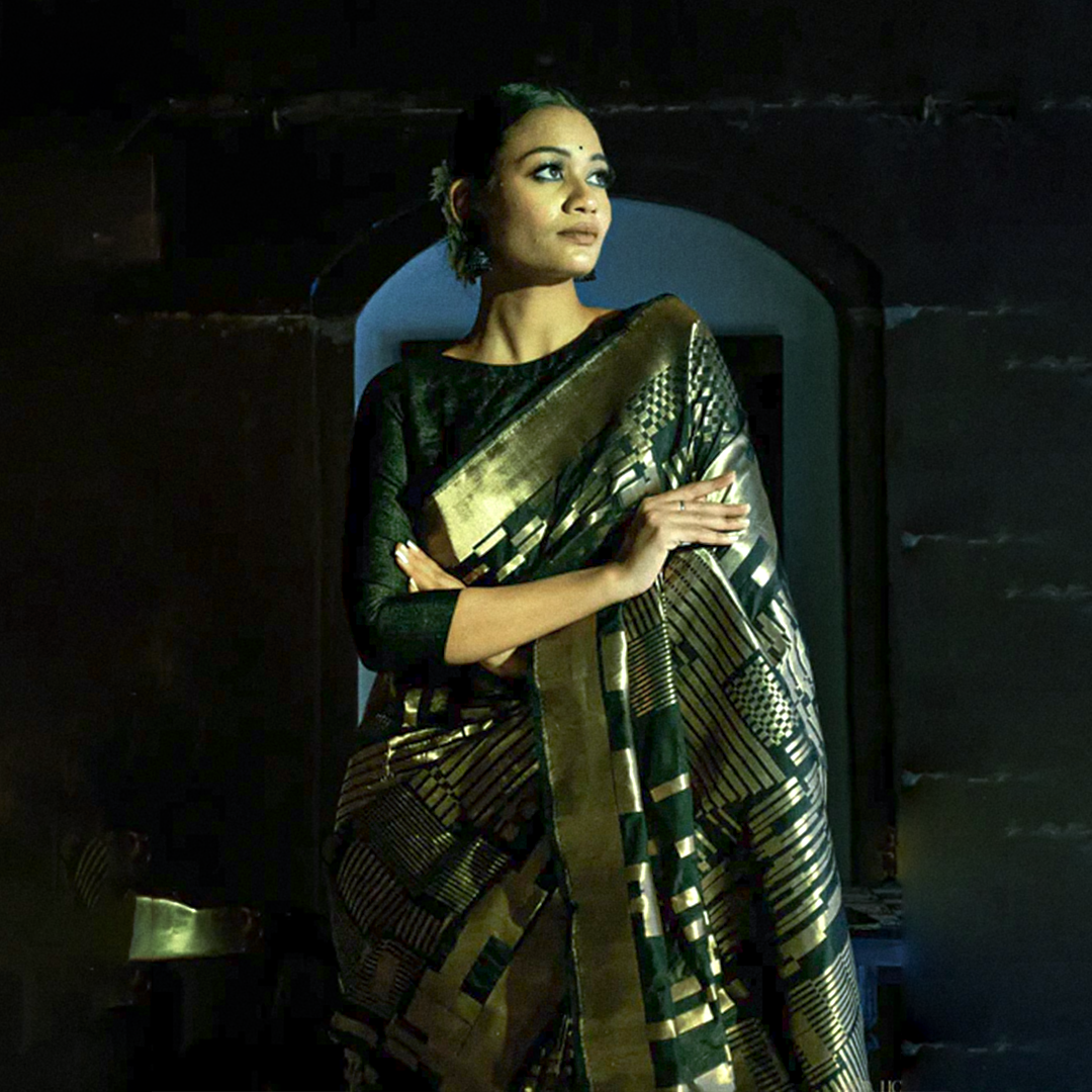 Tissue Banarasi: The Saree That Steals Every Spotlight