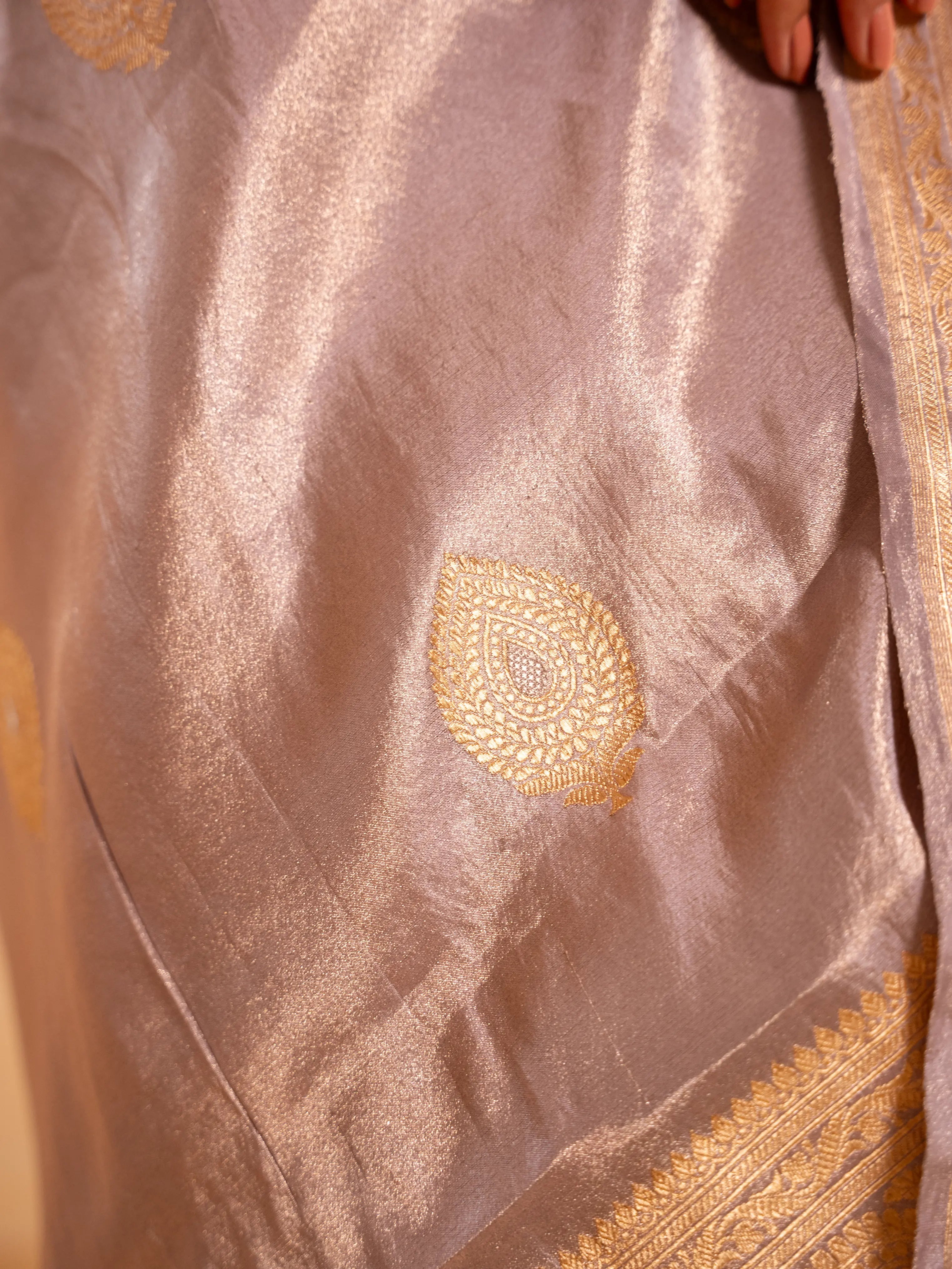 Vayuja - The Amethyst Majesty House Of Banaras