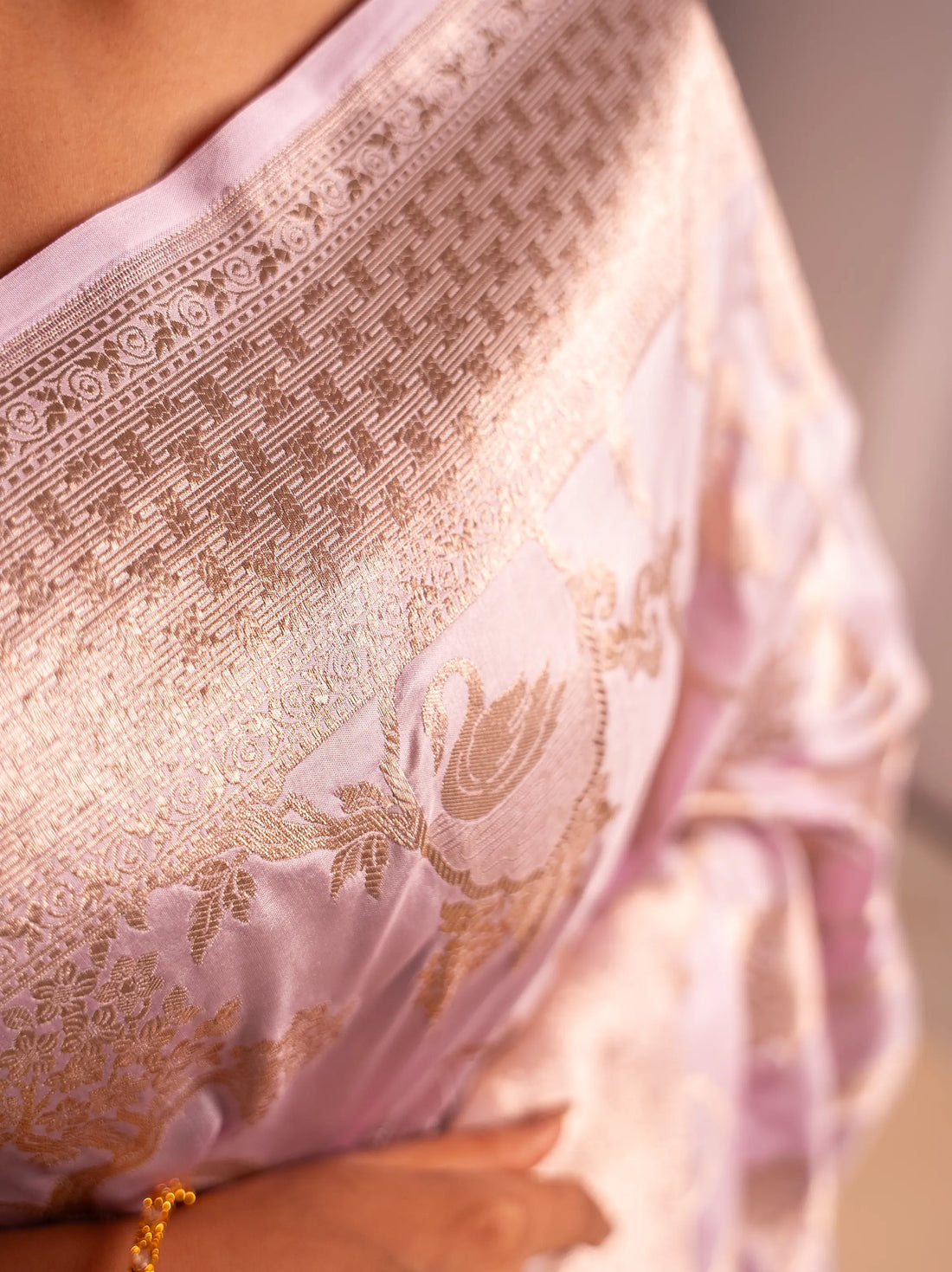 Radiant Amara – The Luminous Elegance House Of Banaras