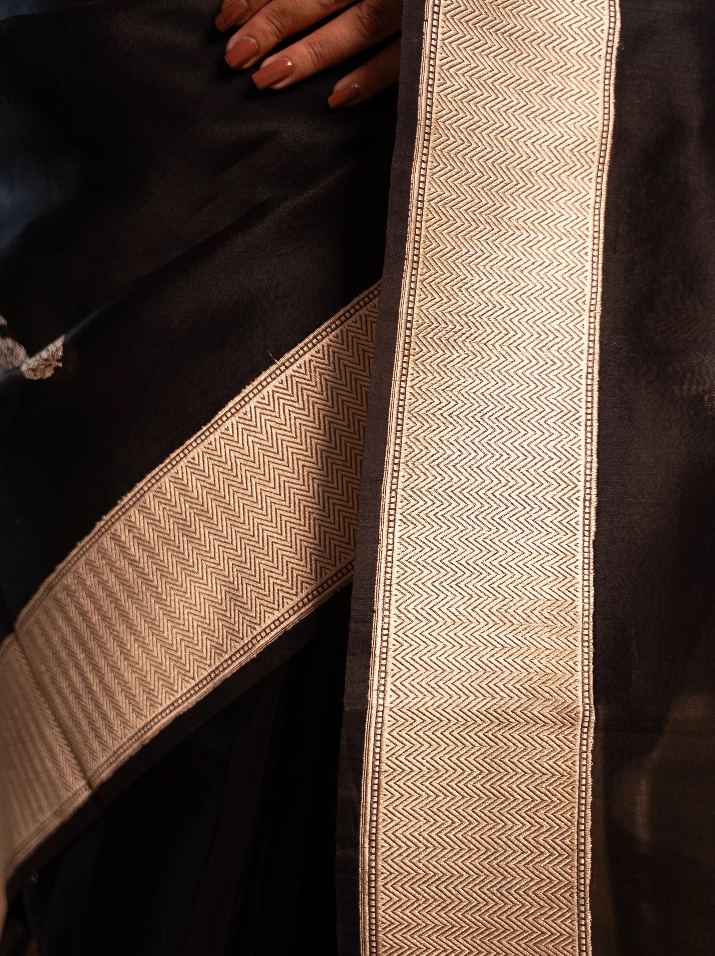 Amara Kiran – The Radiant Glow House Of Banaras