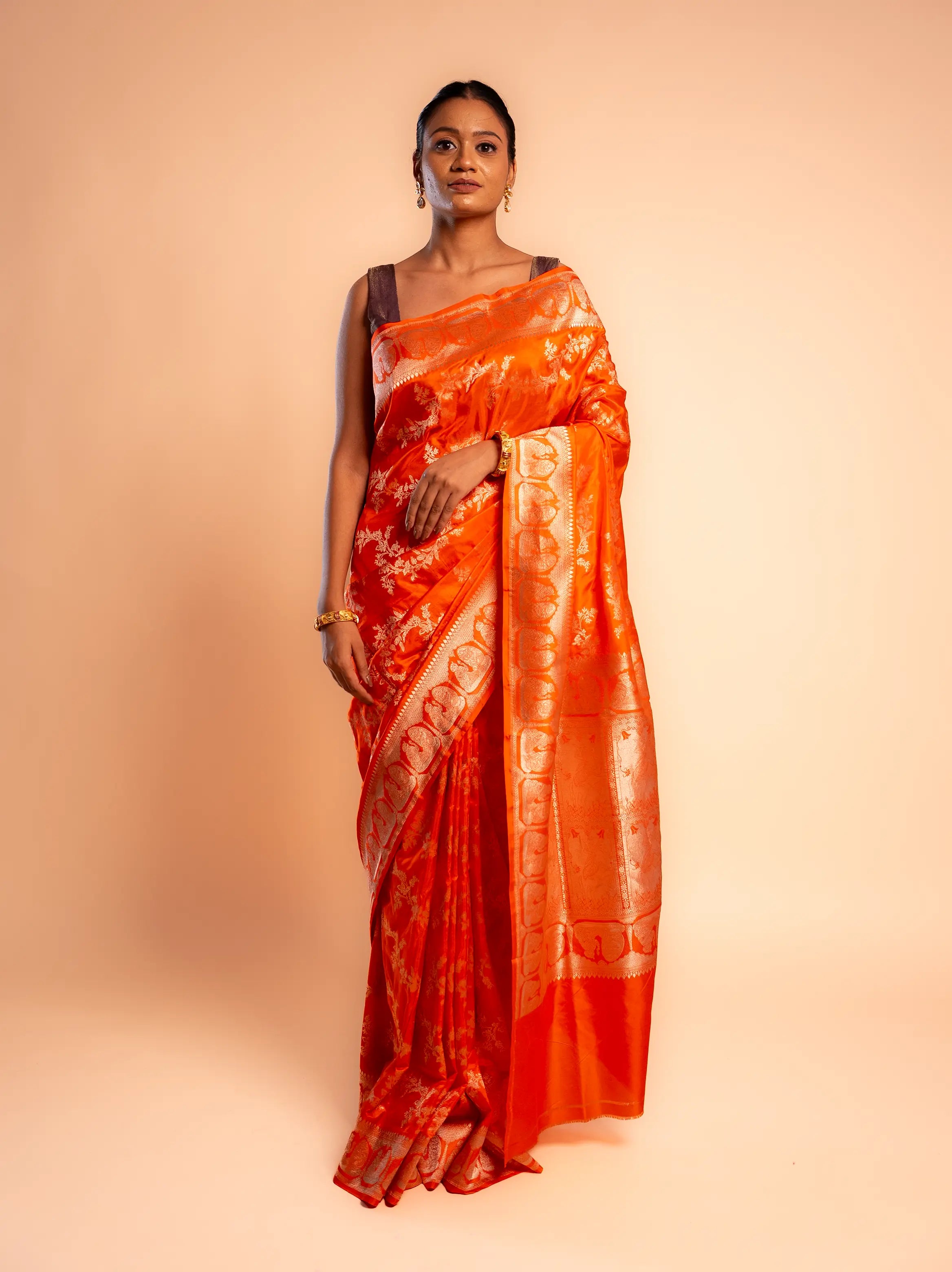 Ranjani – The Radiant Allure House Of Banaras