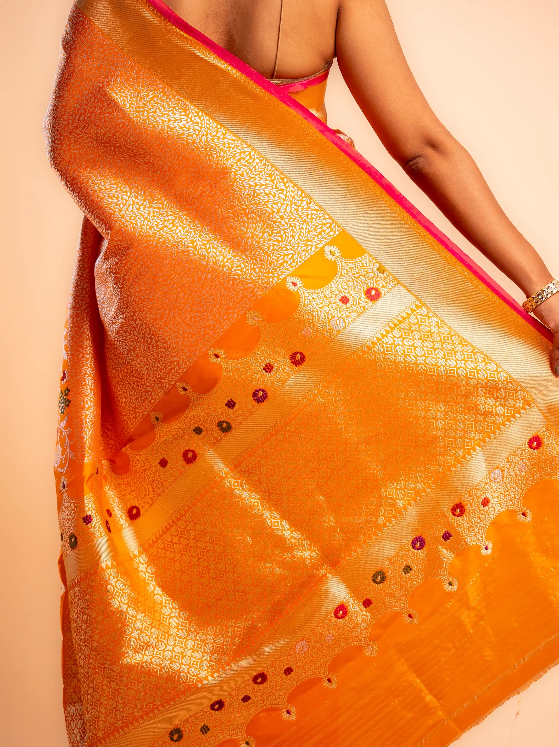 Aahana – The Radiant Soleil House Of Banaras