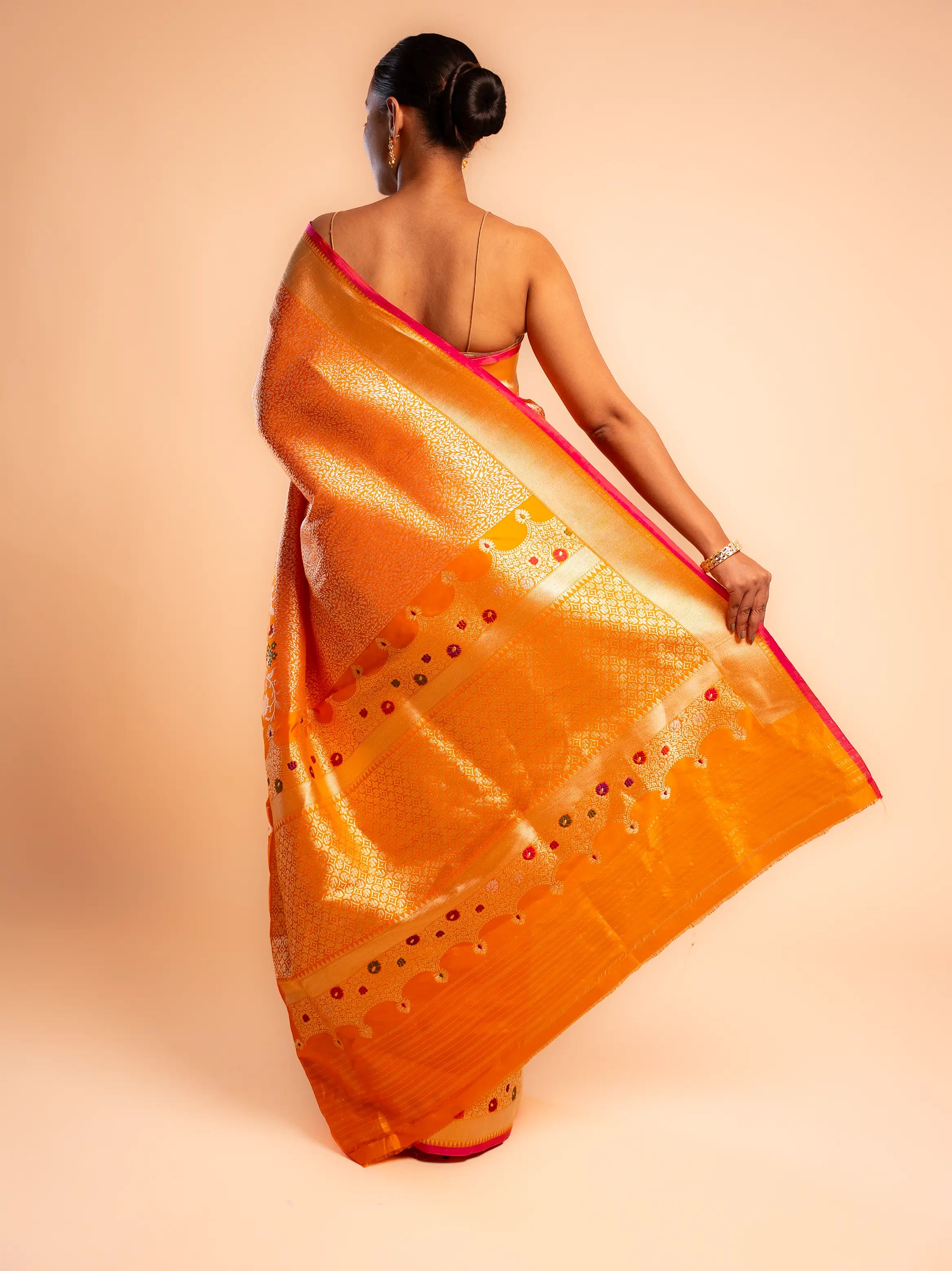 Aahana – The Radiant Soleil House Of Banaras