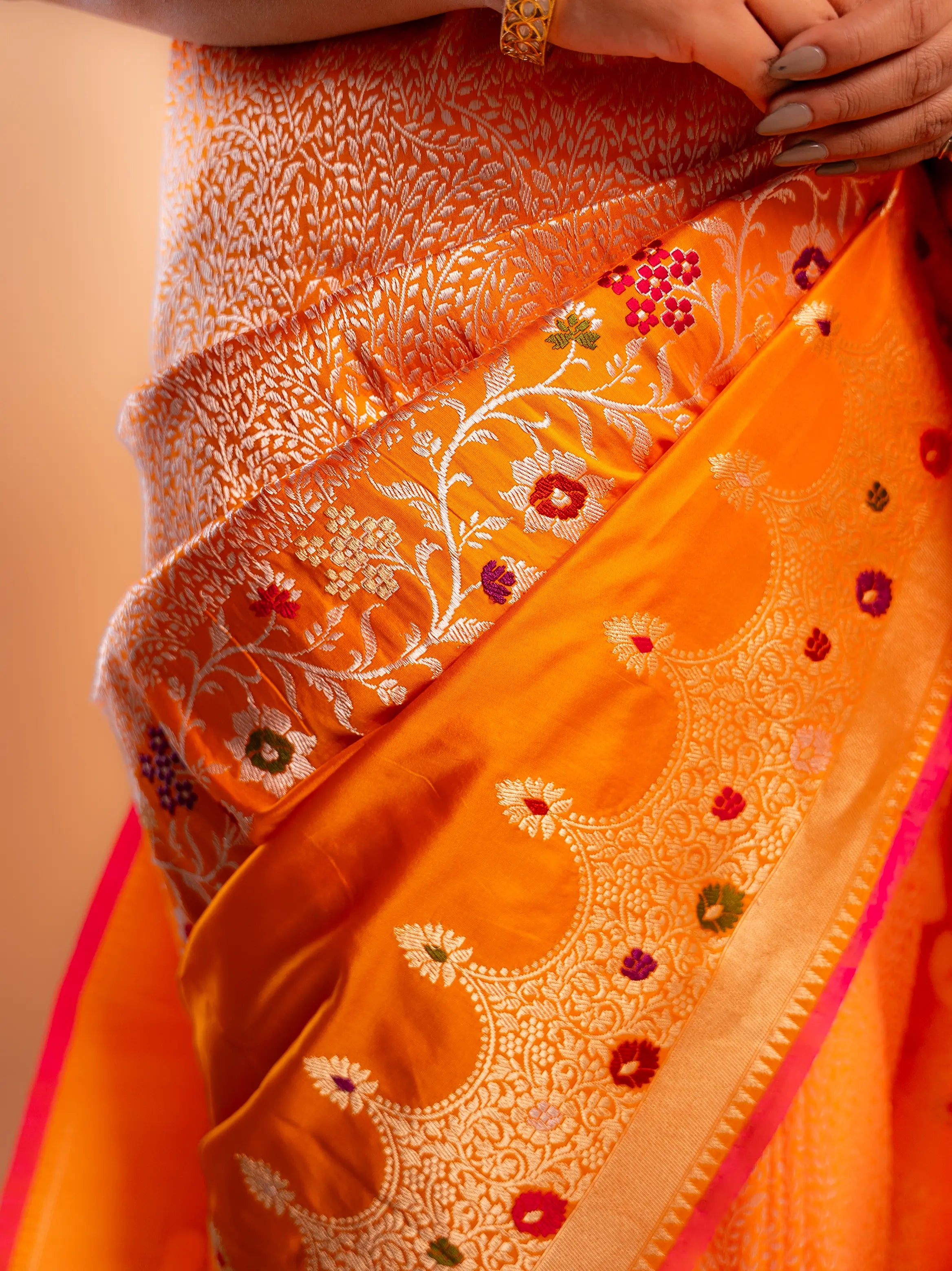 Aahana – The Radiant Soleil House Of Banaras