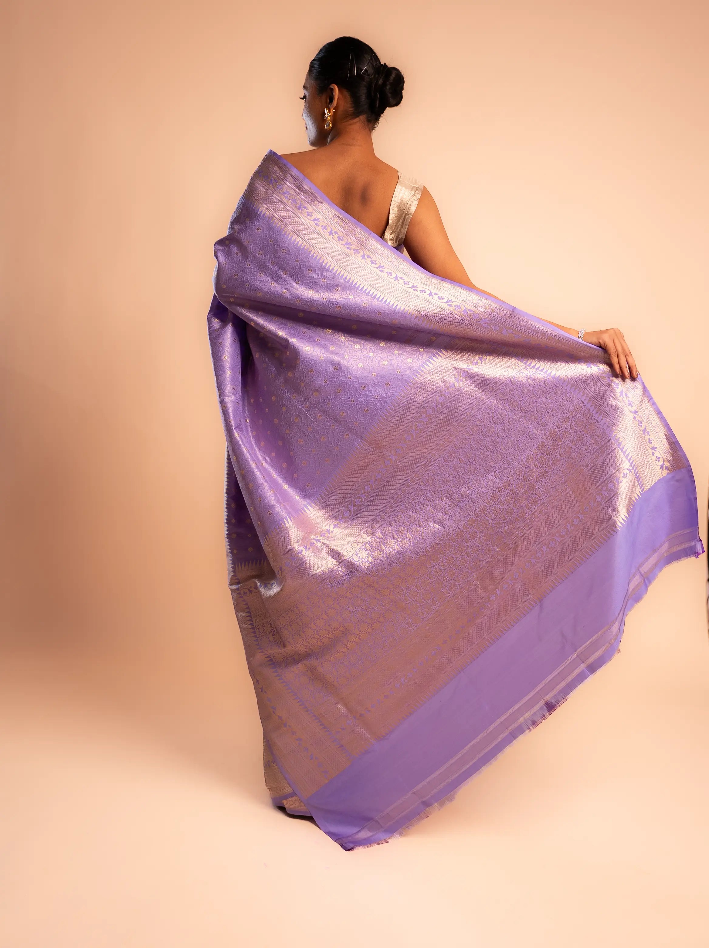 Nila Sundari – The Ethereal Elegance House Of Banaras