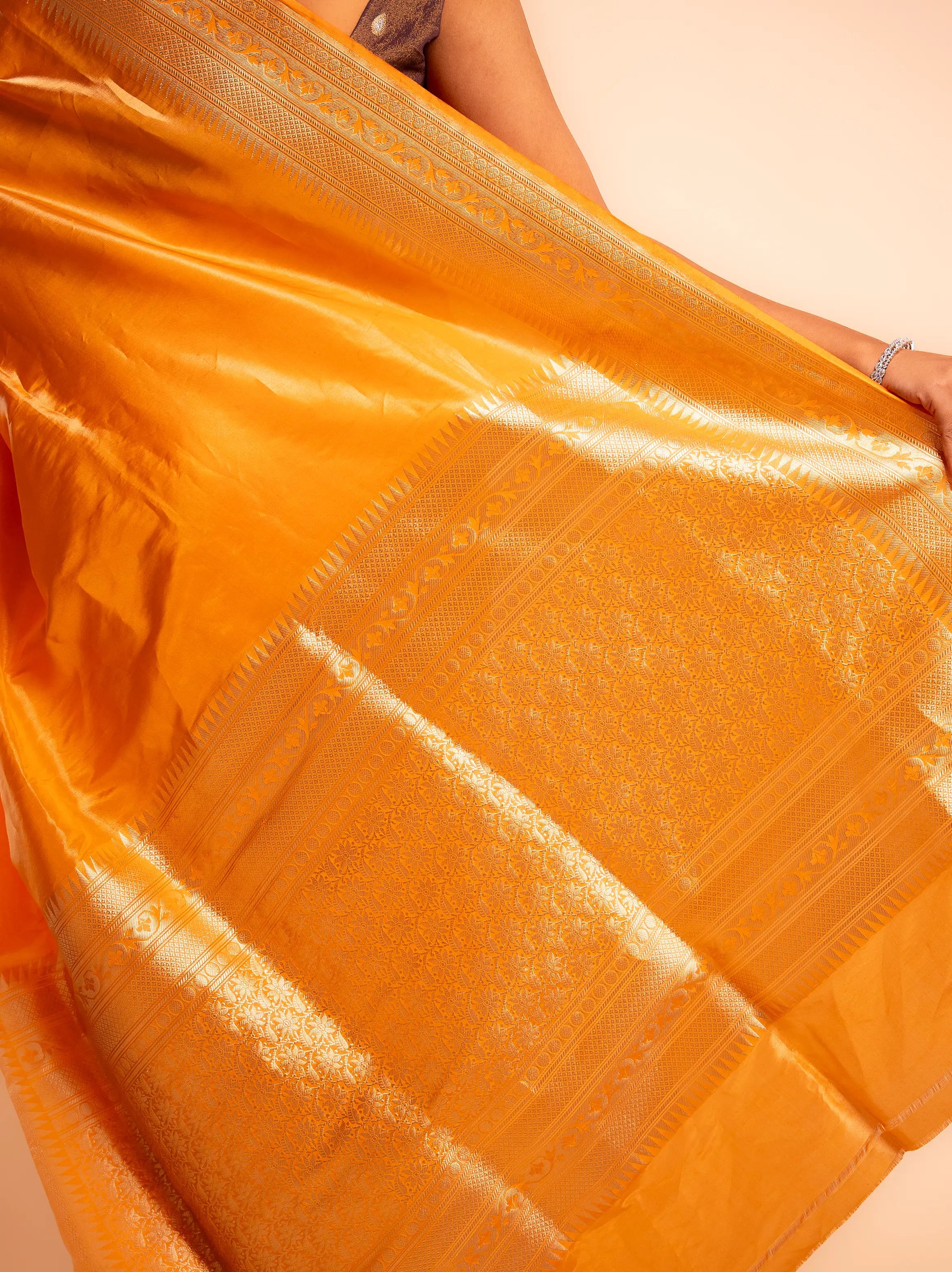 Sitara – The Celestial Radiance House Of Banaras