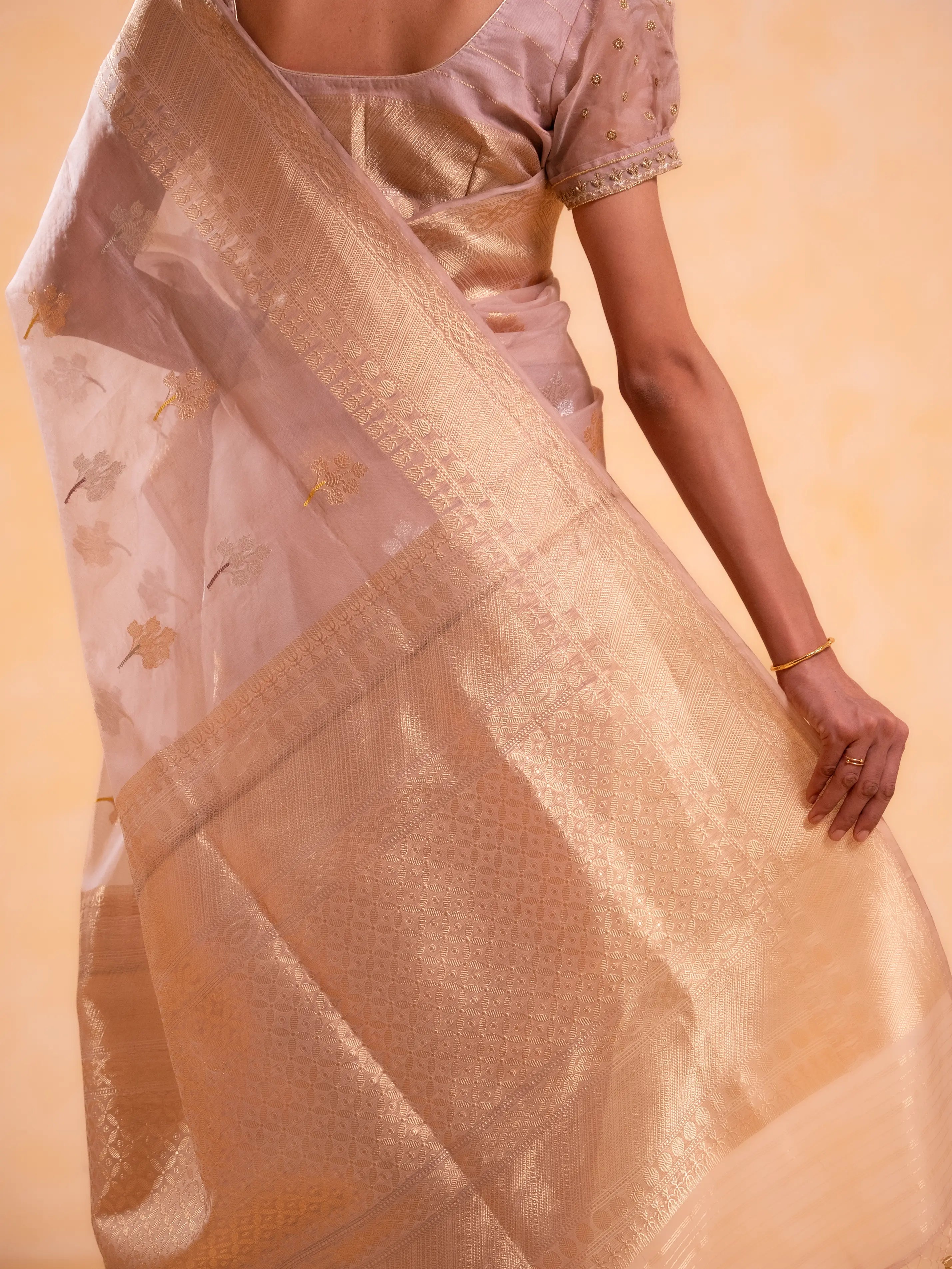 Zarika - The Mauve Mystique House Of Banaras