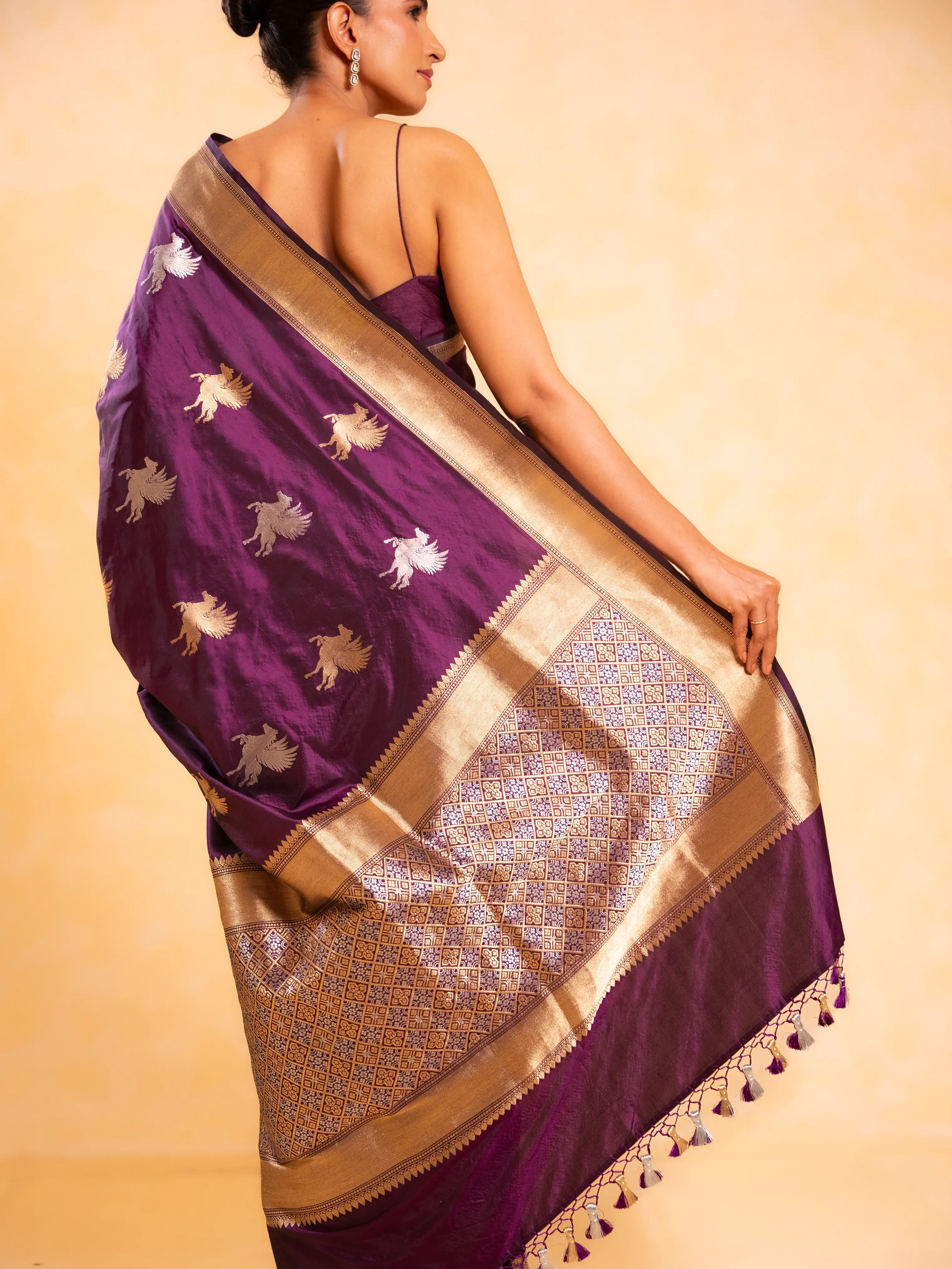 Kshitija - The Purple Majesty House Of Banaras