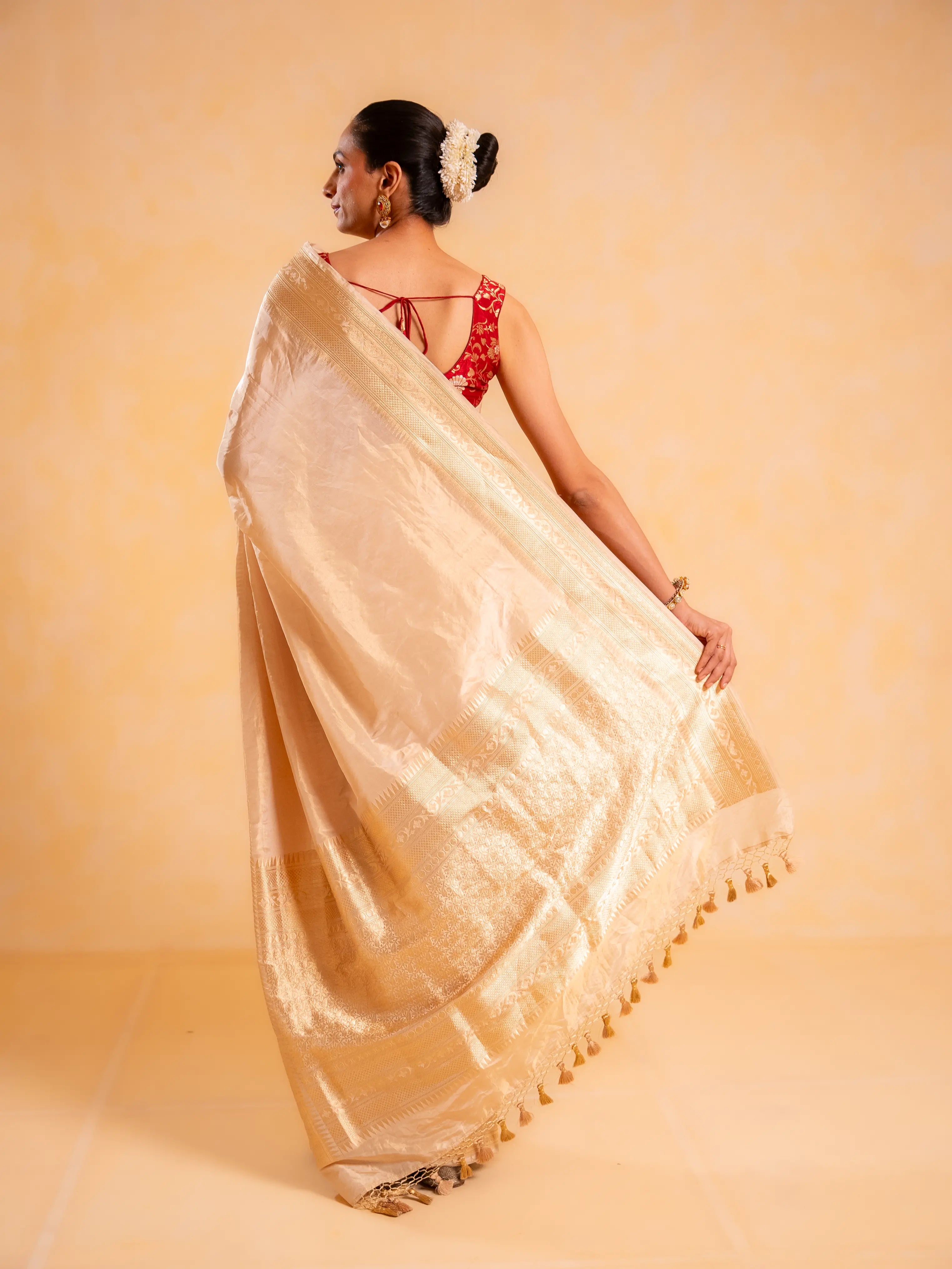 Neerja - The Lotus Gold House Of Banaras