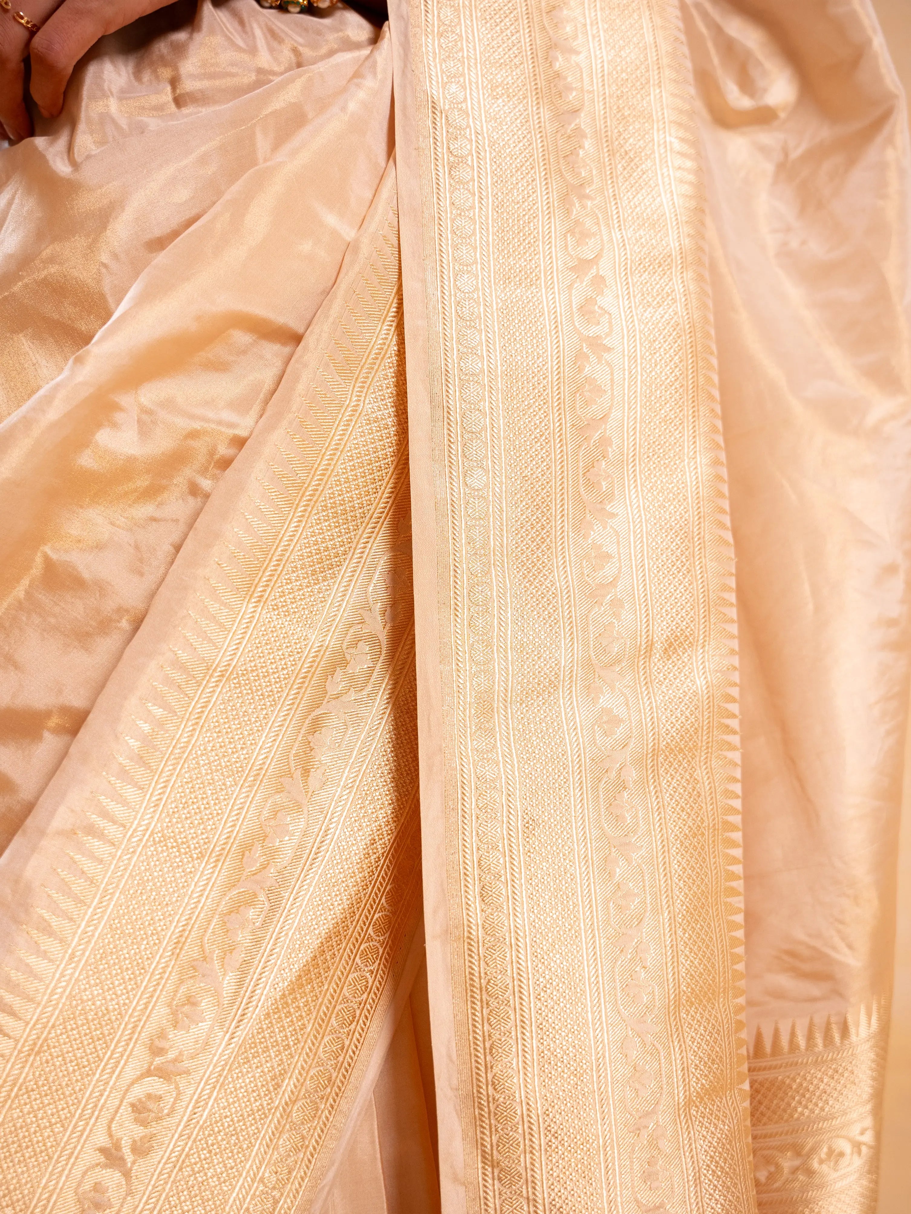 Neerja - The Lotus Gold House Of Banaras