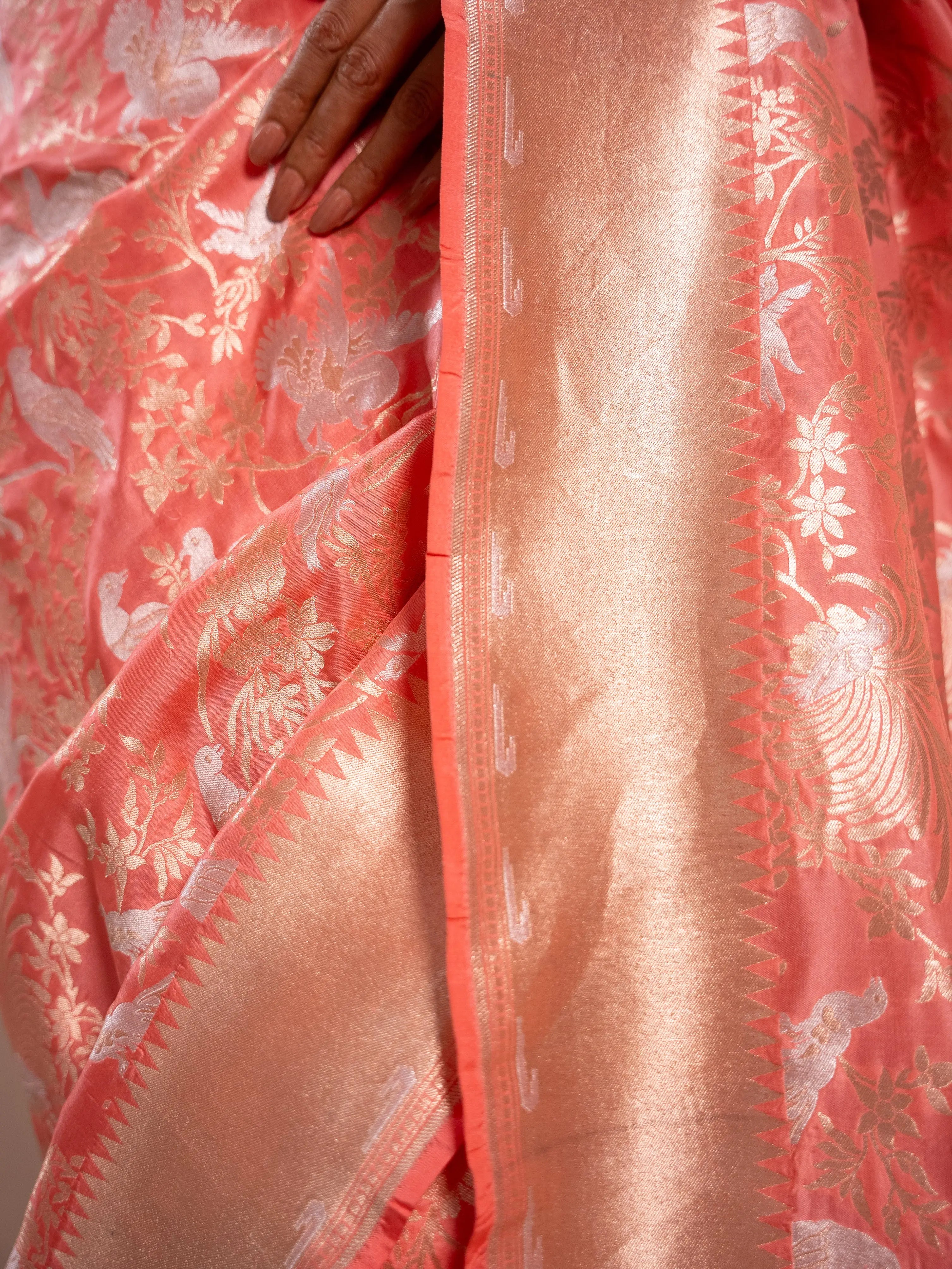 Sharvani - The Rose Garden Royalty House Of Banaras