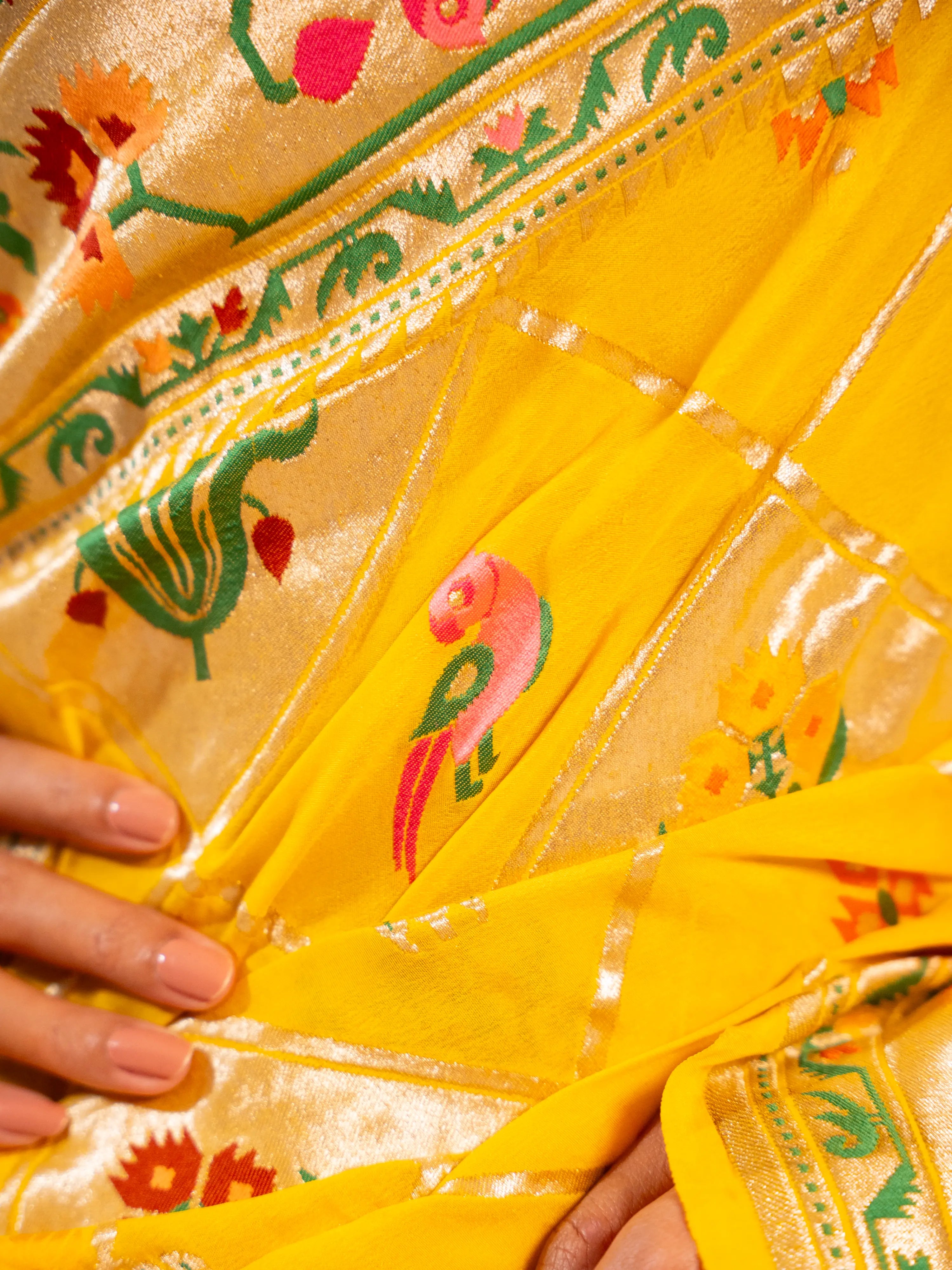 Taanari - The Mari Color Symphony House Of Banaras