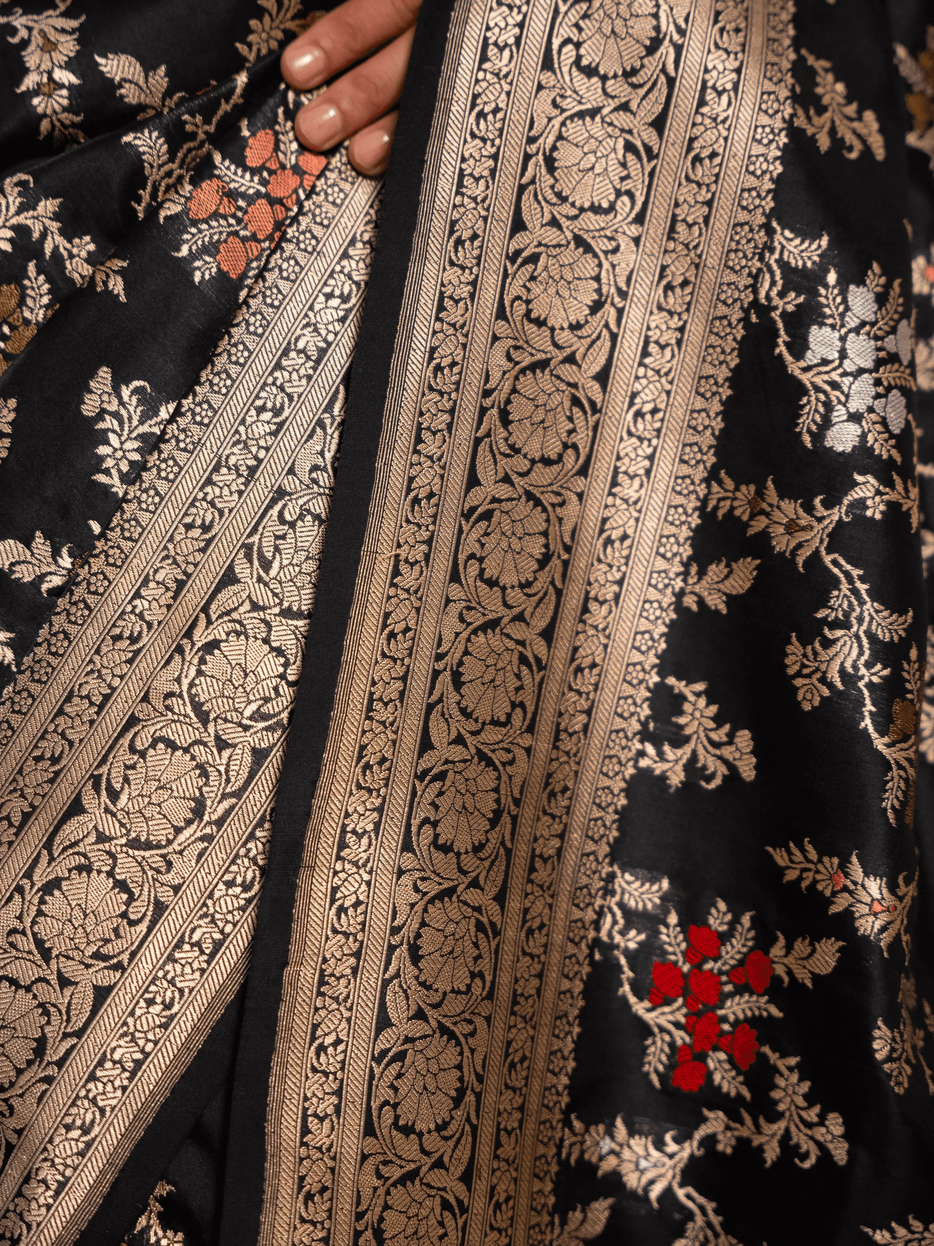 Zeenat - The Midnight Majesty House Of Banaras