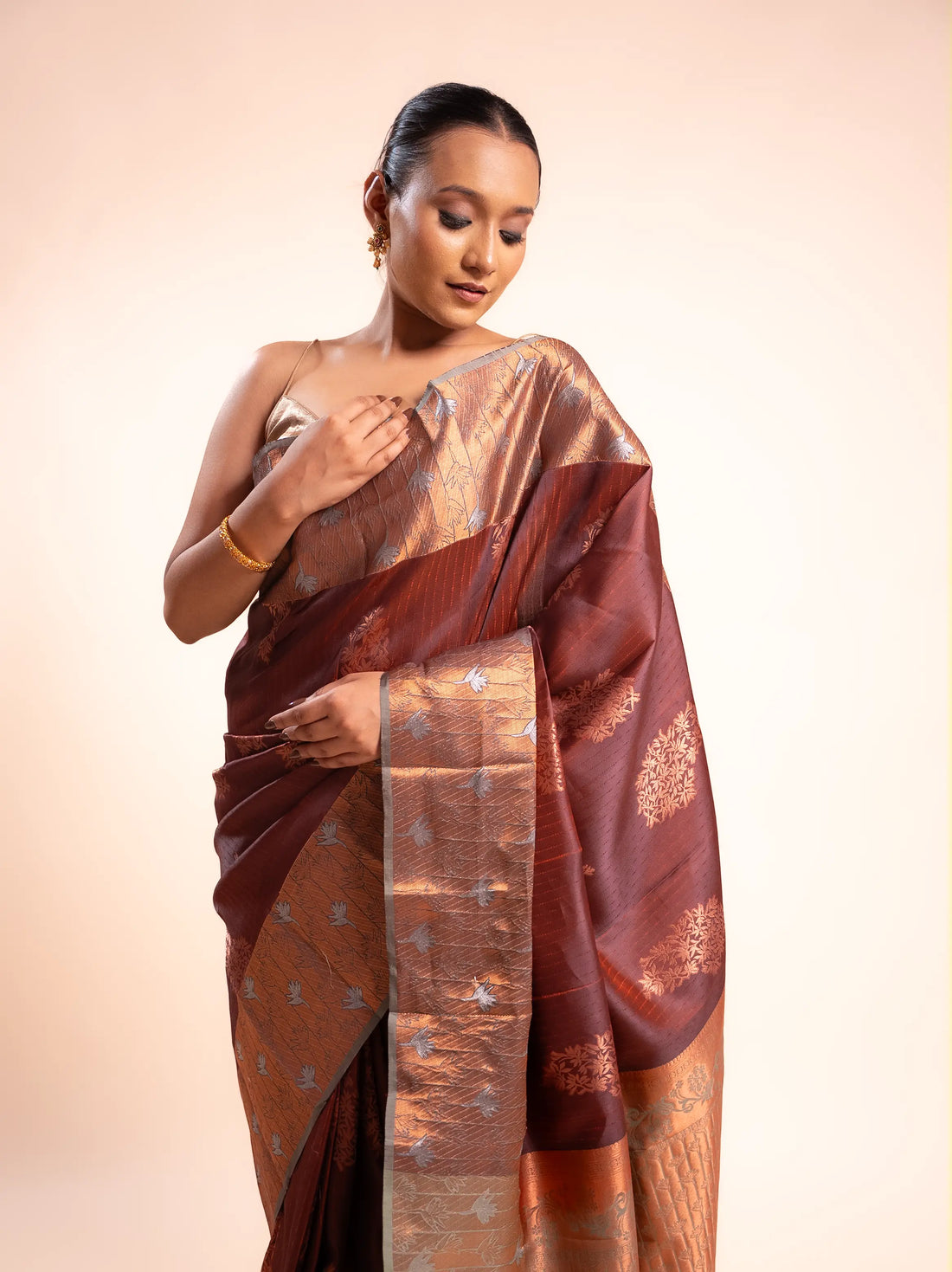 Chitrarekha - The Tussar Tapestry House of Banaras