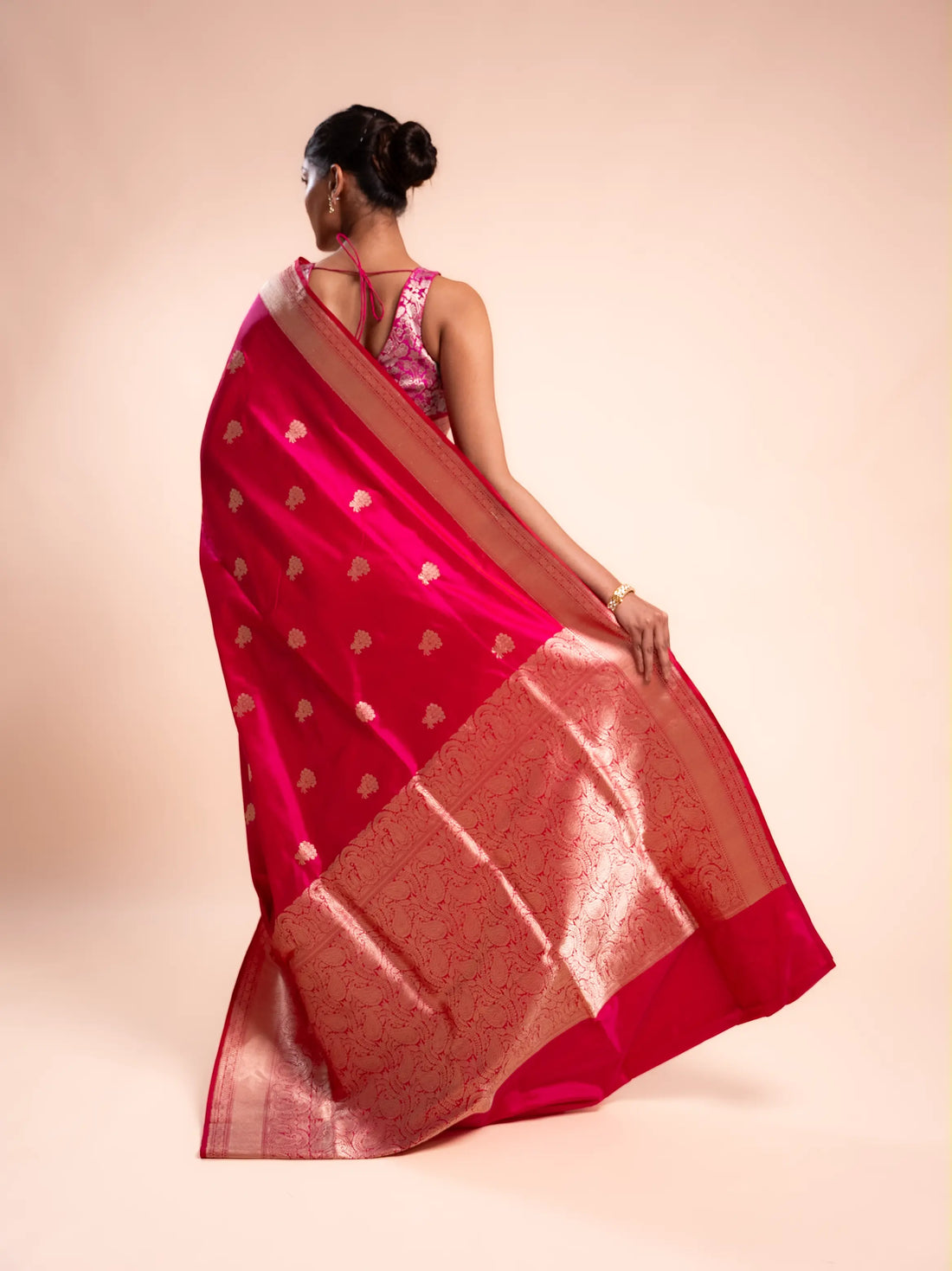 Abhiri - The Red Heritage House of Banaras