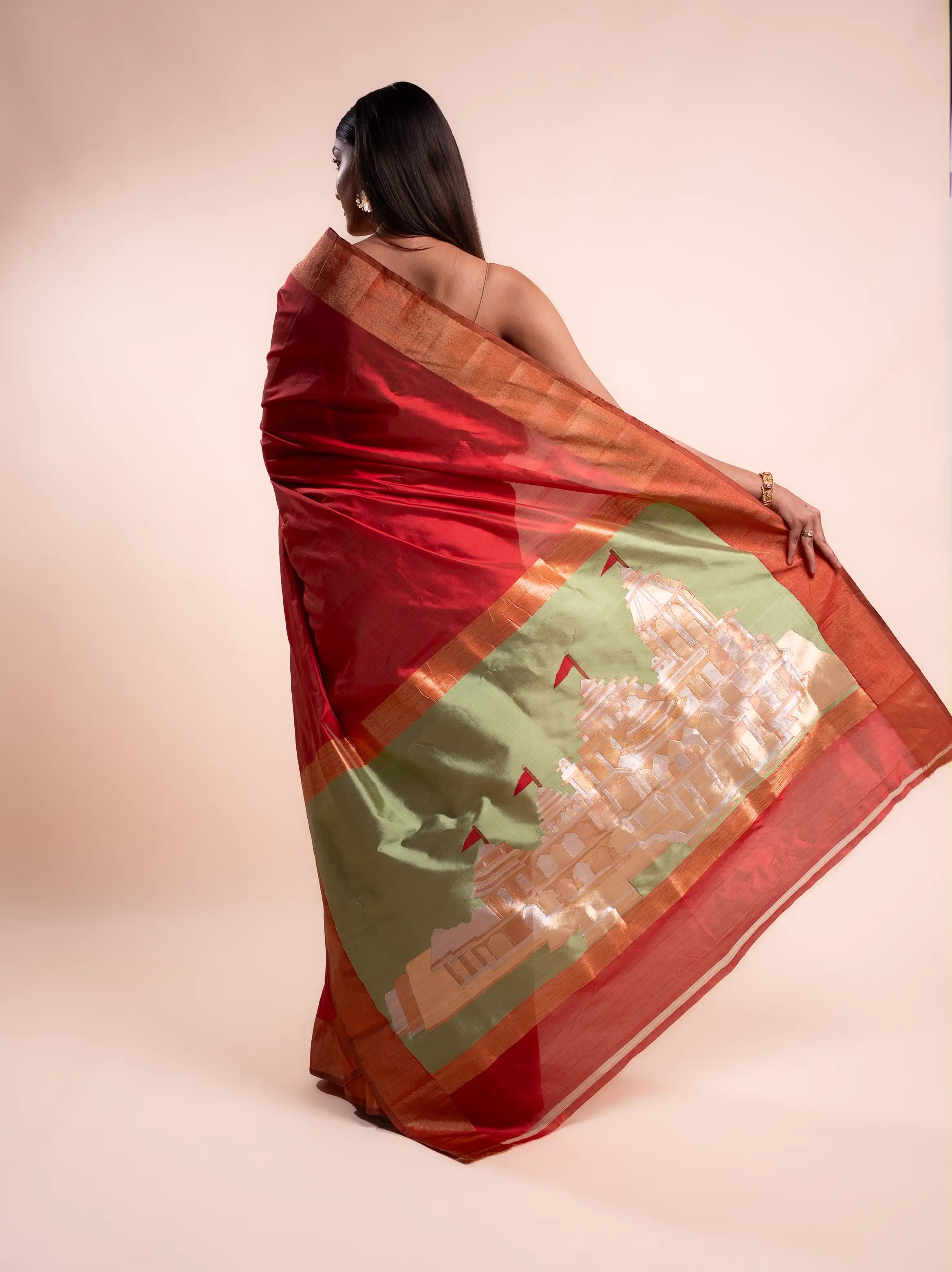 Vyanjana - The Red Artistry House of Banaras