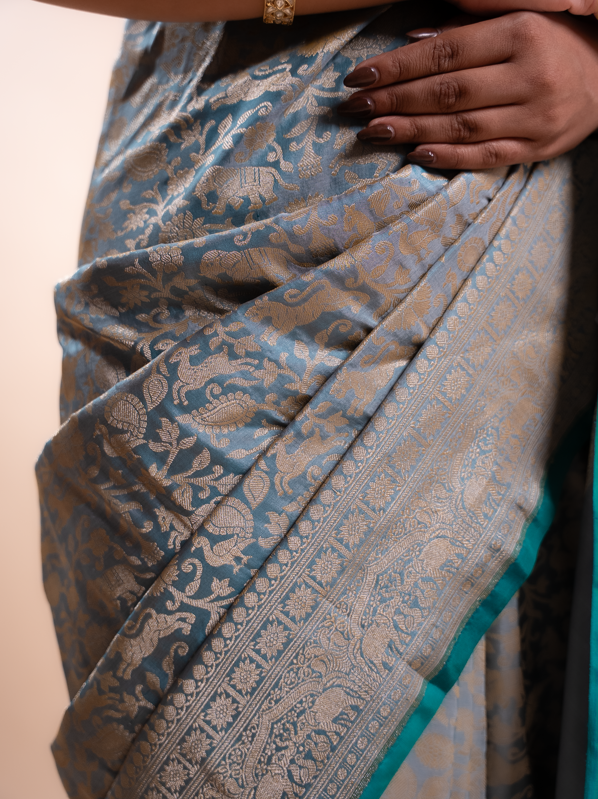 Mehalya - The Ice Blue Grandeur
