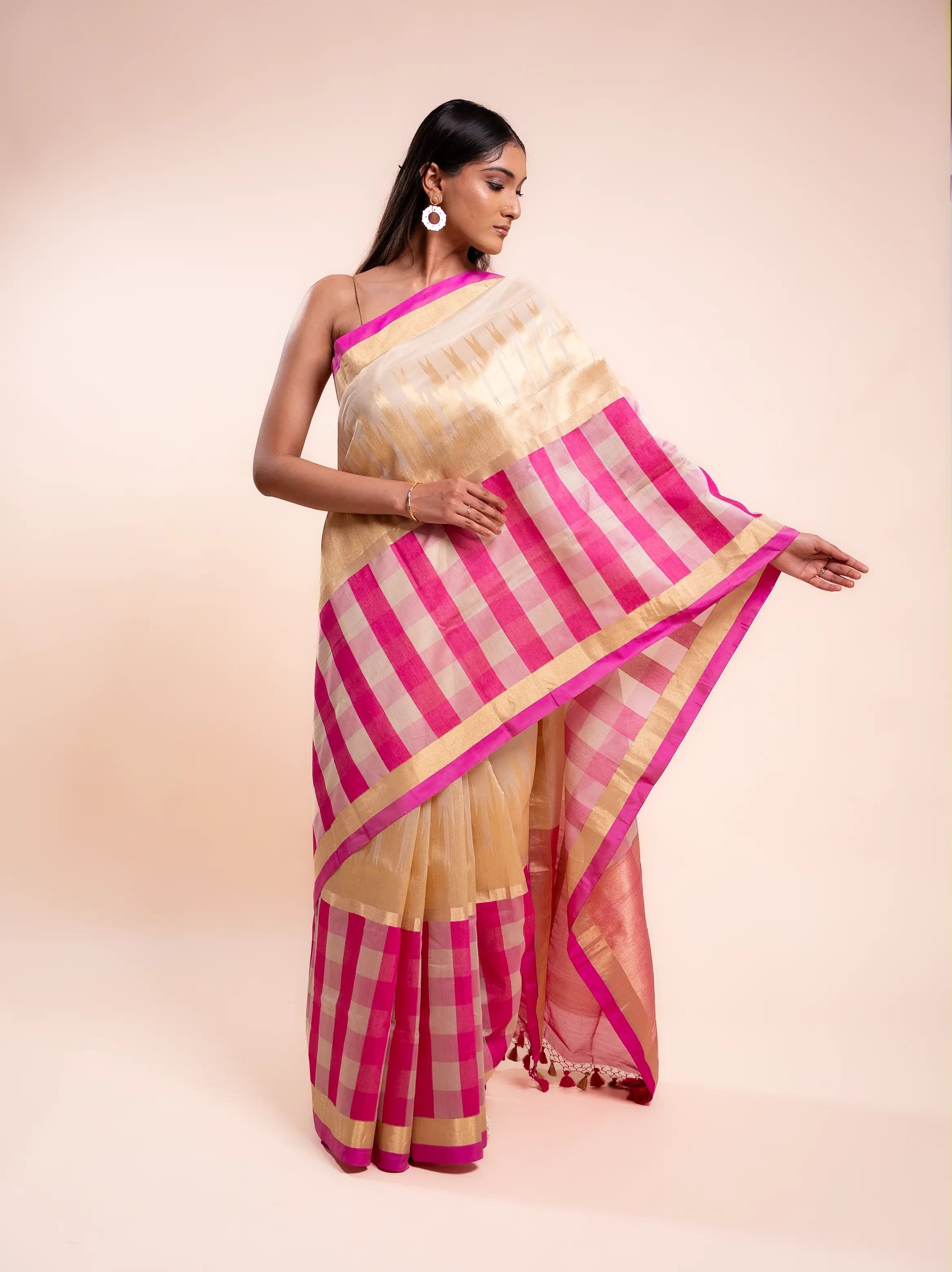 Aashi - The Cream Elegance House of Banaras