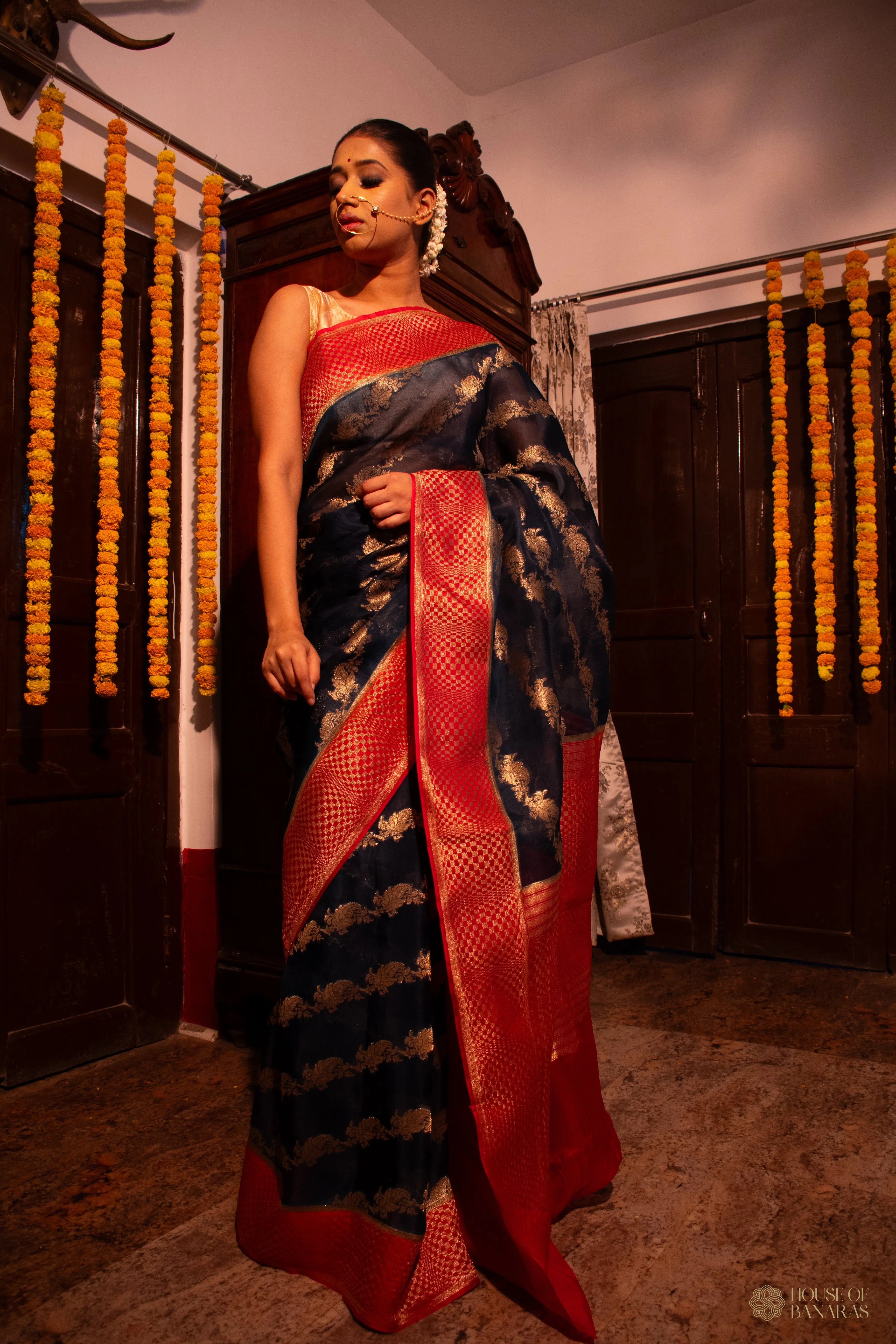 Noor - The Midnight Mystique House Of Banaras