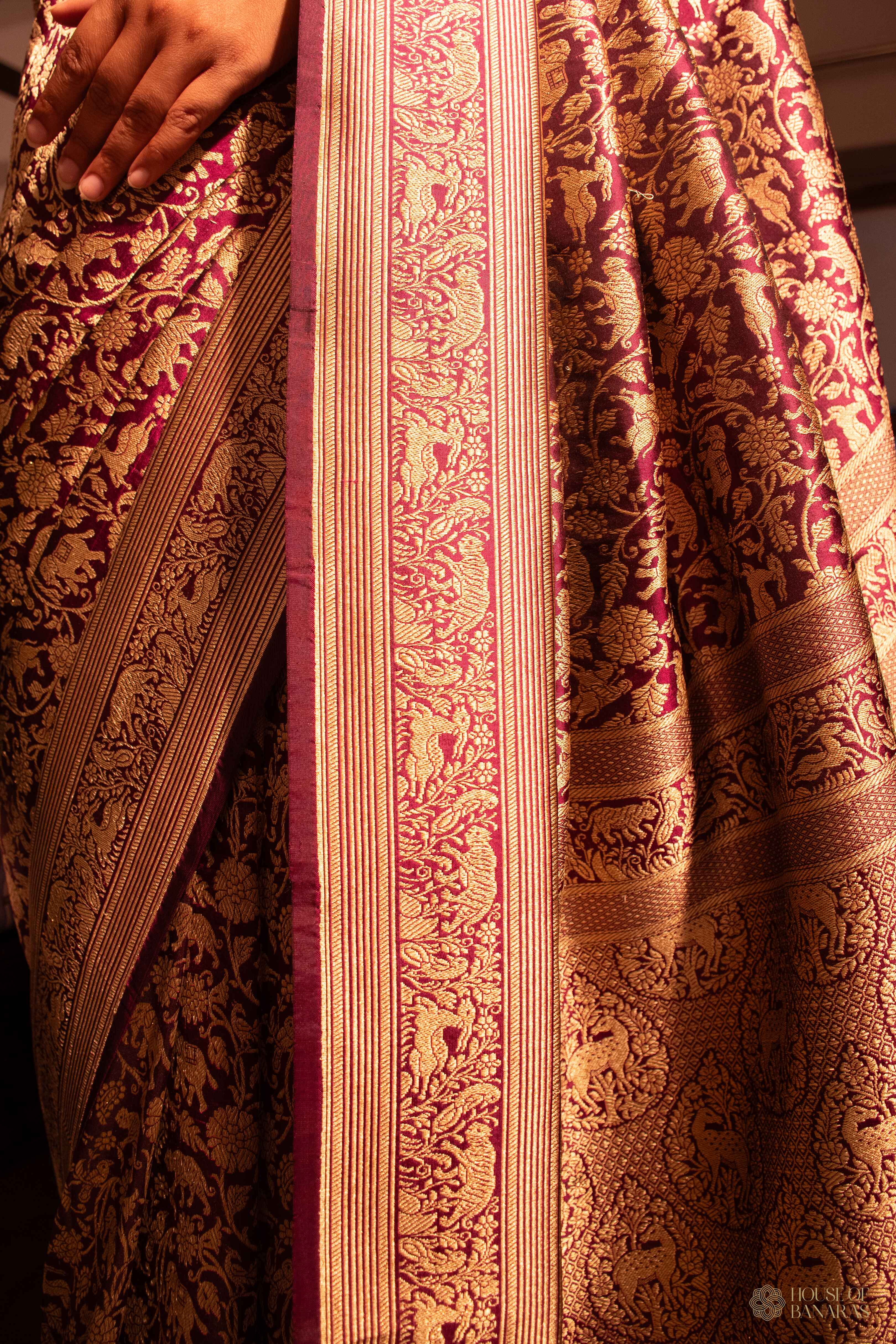 Aarini - The Crimson Majesty House Of Banaras