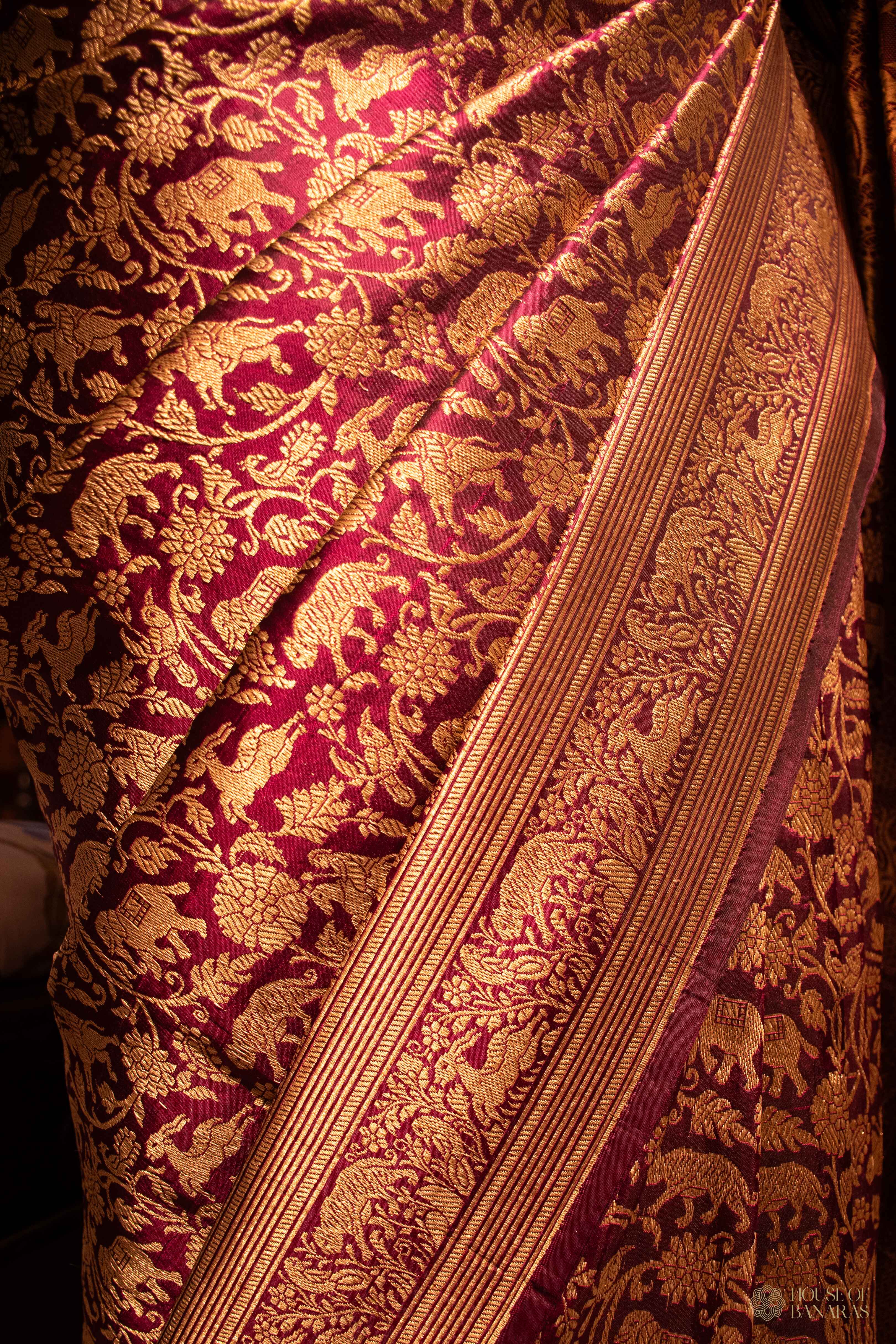 Aarini - The Crimson Majesty House Of Banaras