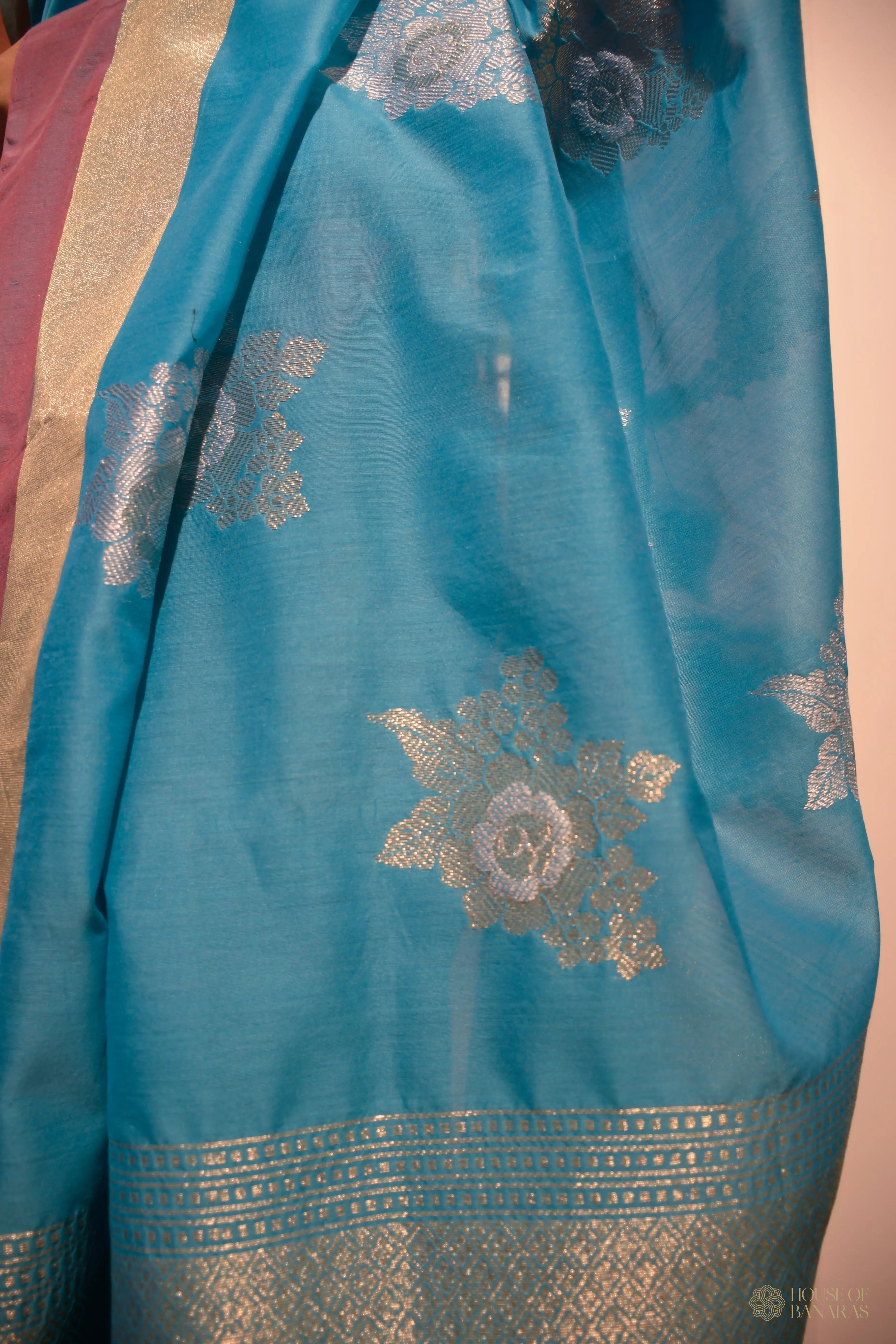 Neelakshi - The Sky Dream House Of Banaras