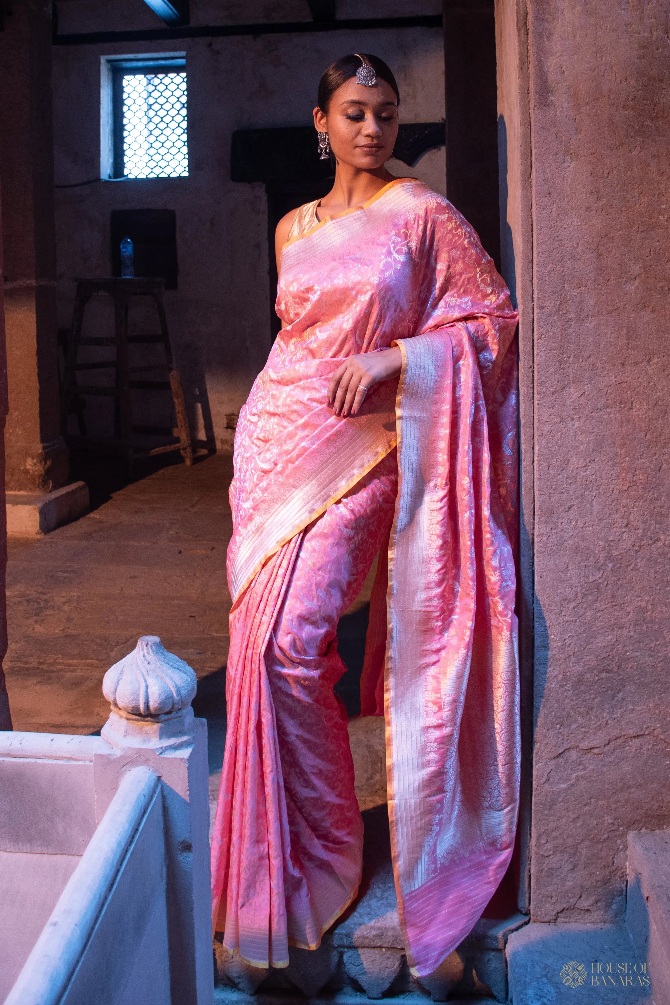 Mrinali - The Blossom Garden Dream House Of Banaras