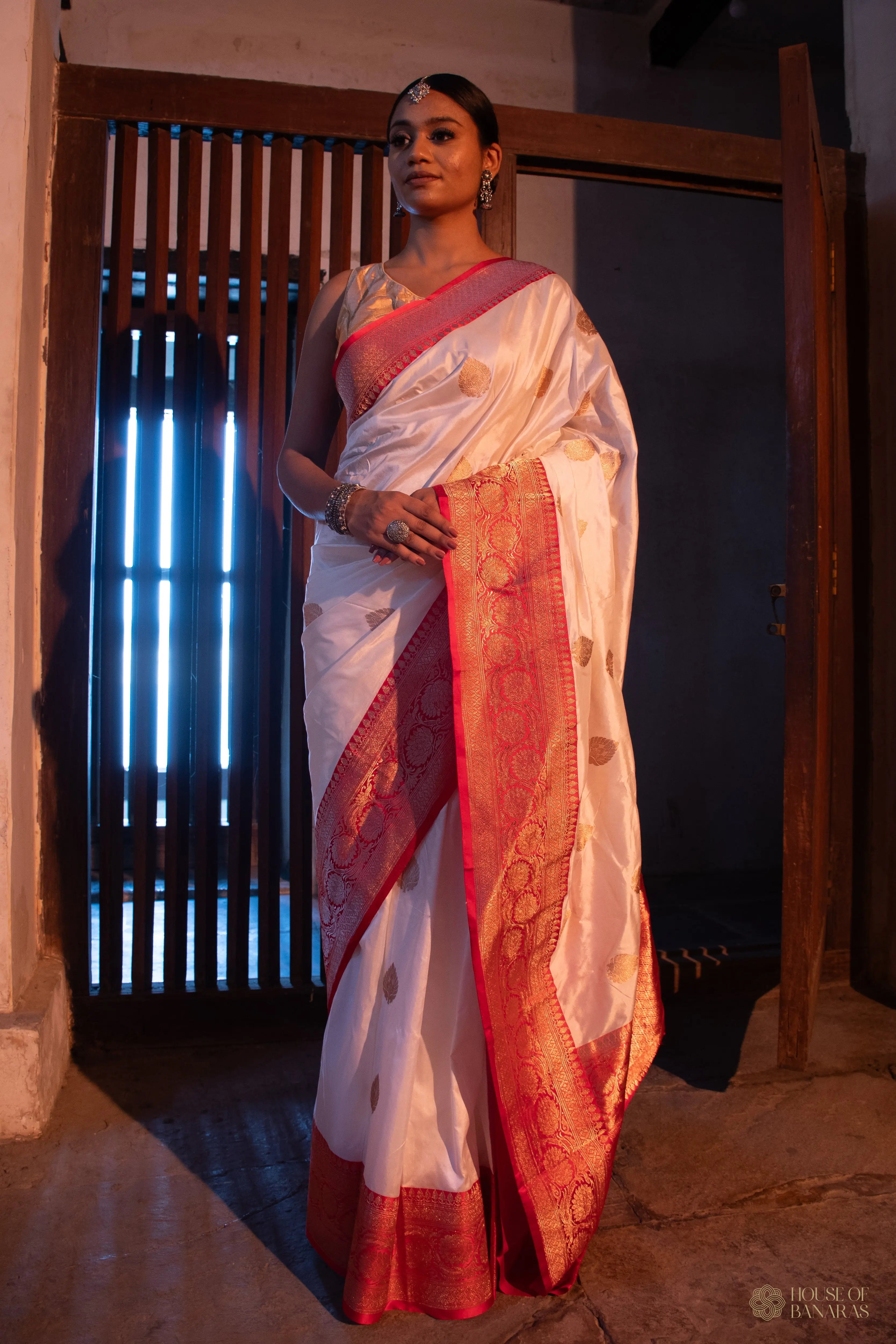 Naaz - The White Purity House Of Banaras