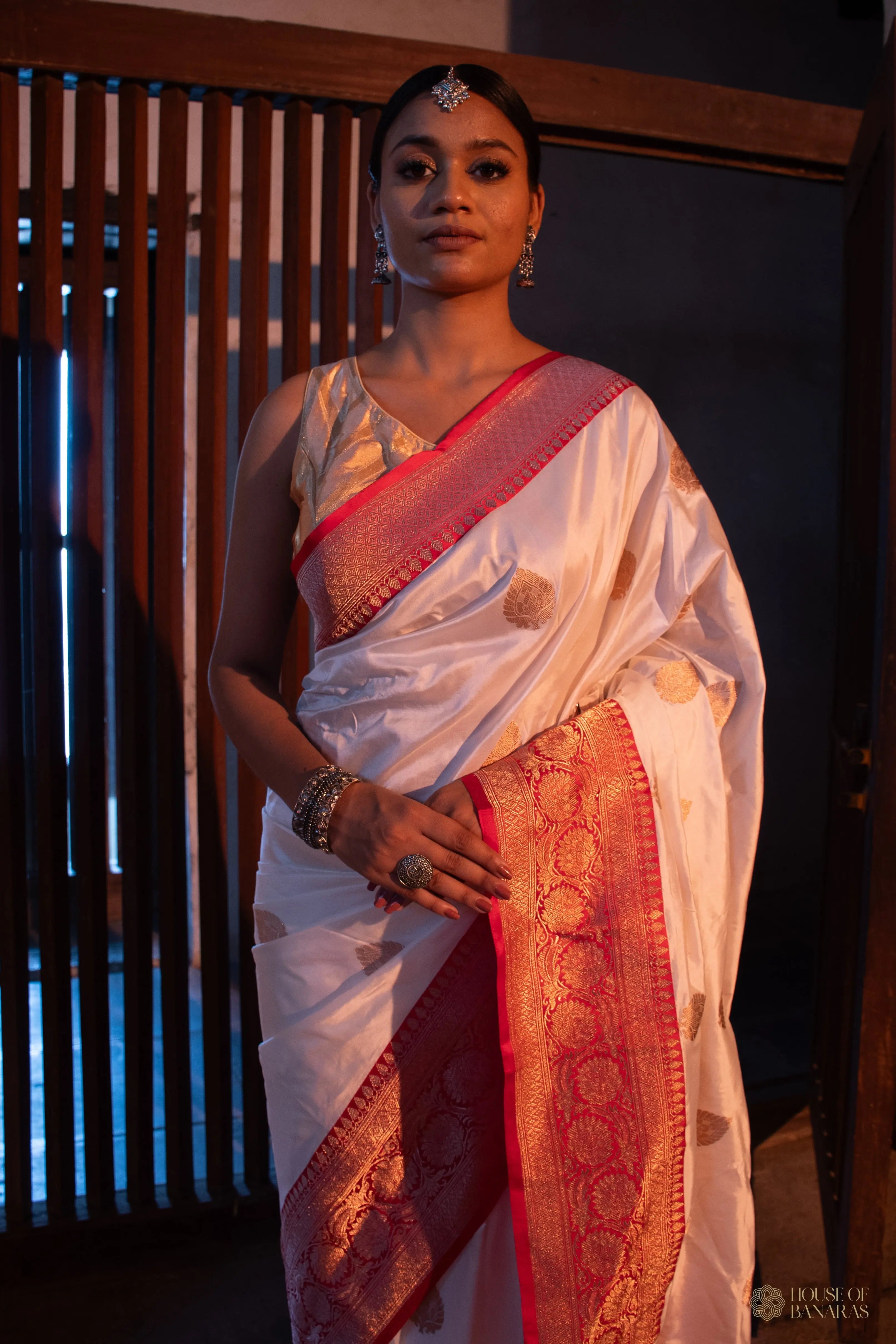 Naaz - The White Purity House Of Banaras