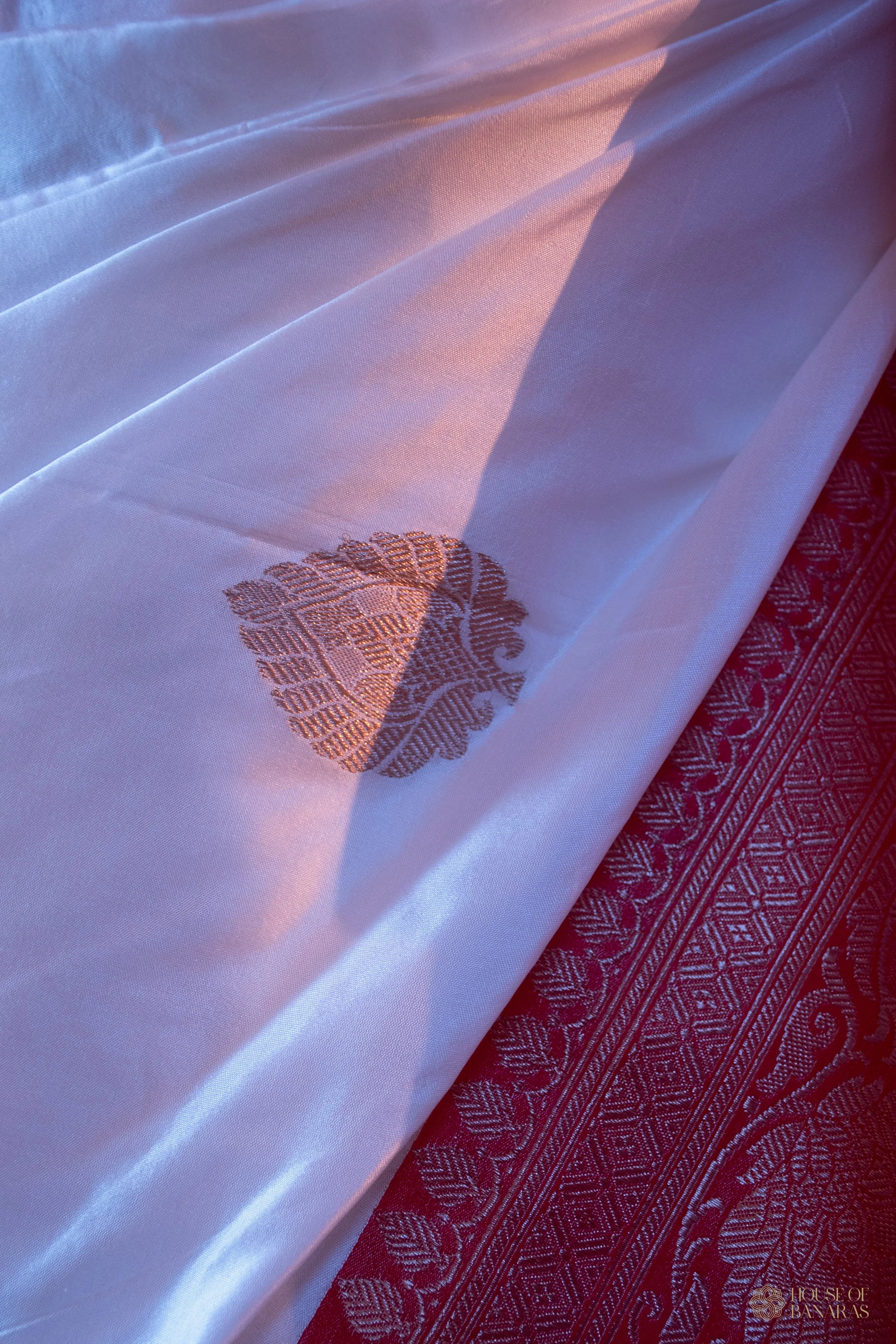 Naaz - The White Purity House Of Banaras