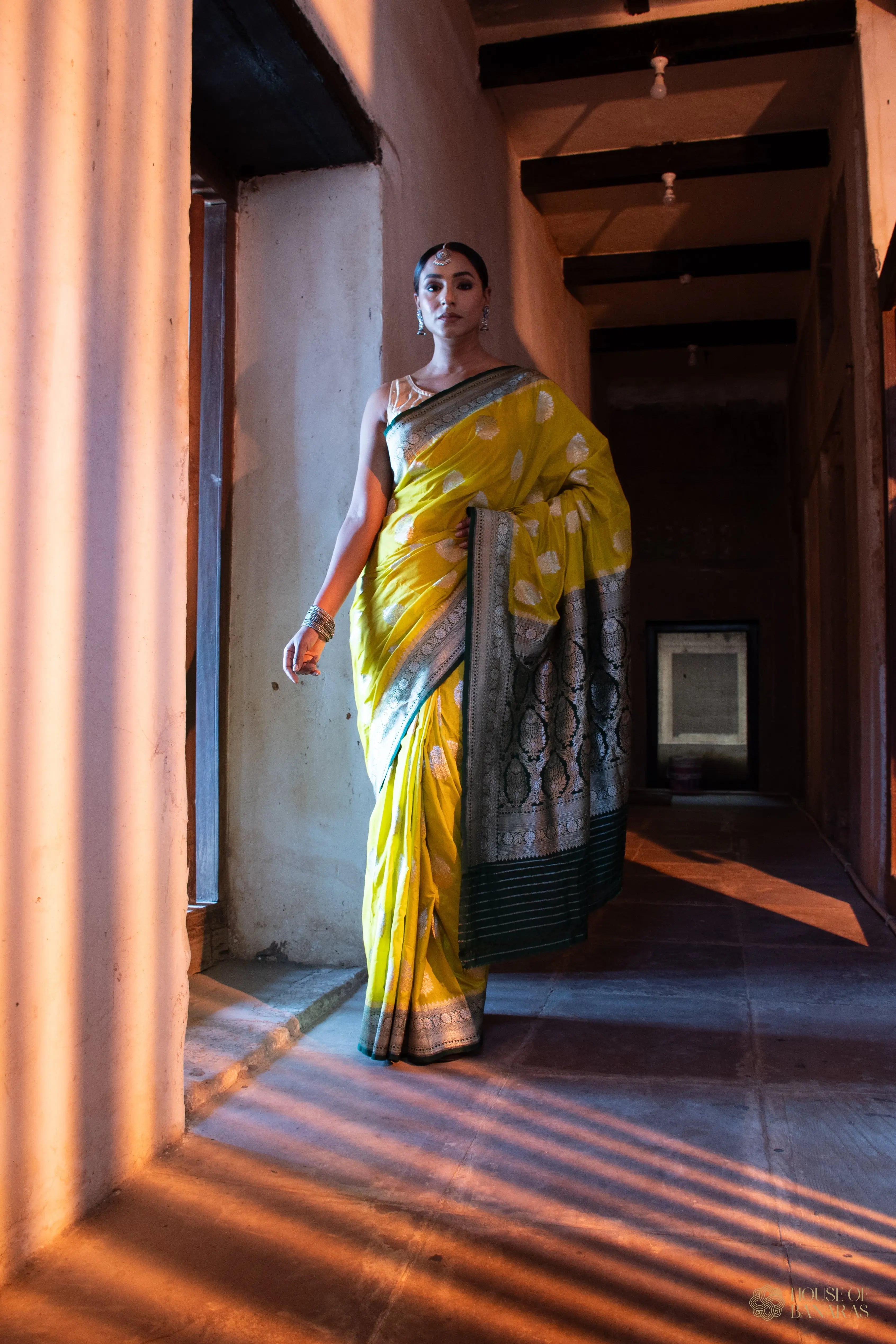 Anahat - The Golden Sunrise Symphony House Of Banaras