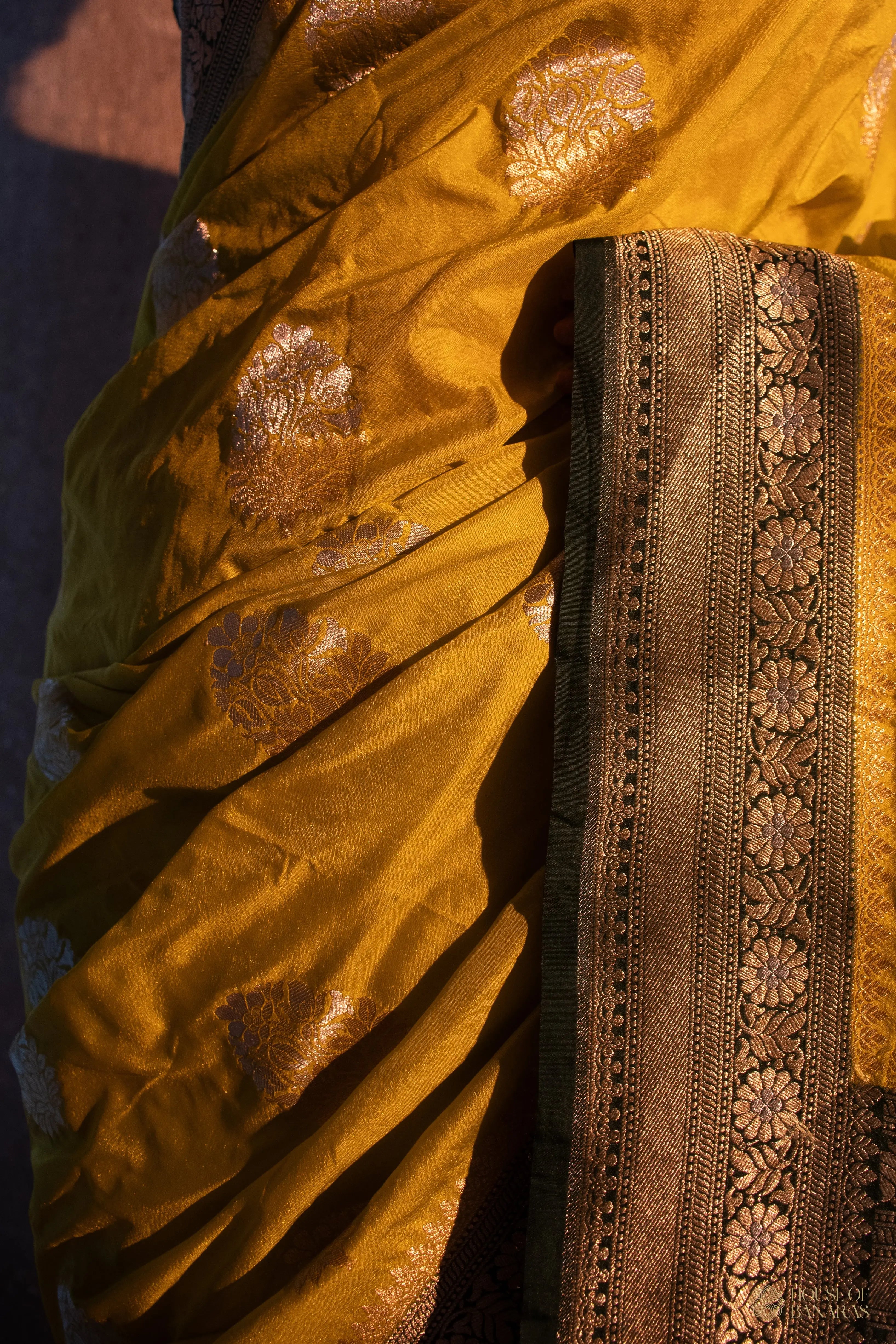 Anahat - The Golden Sunrise Symphony House Of Banaras