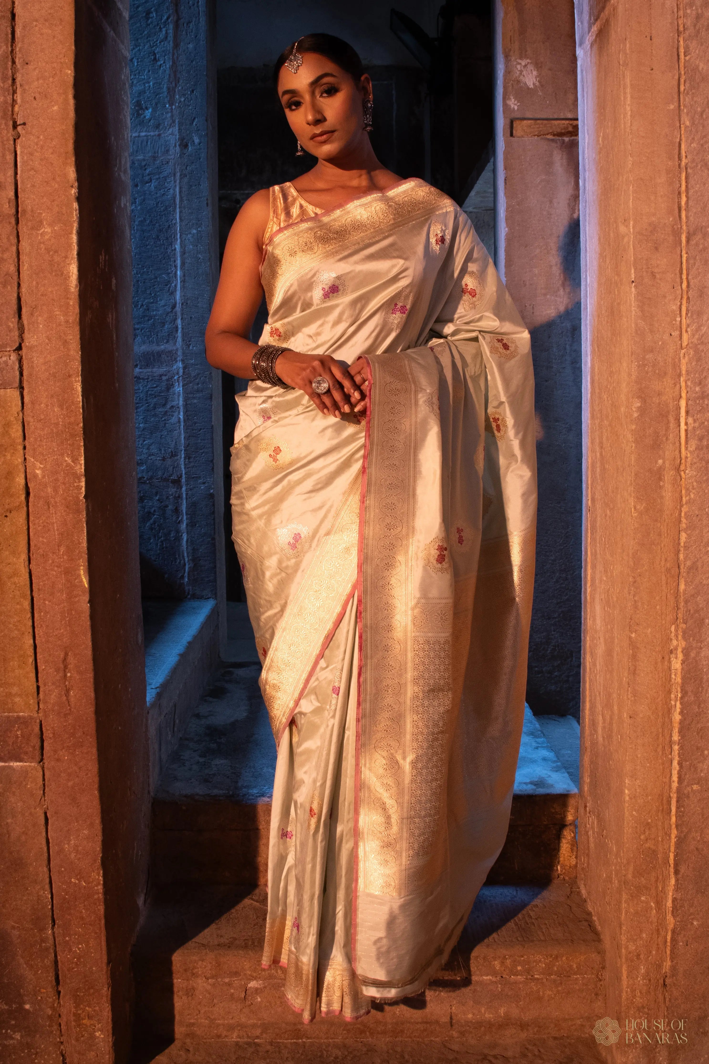 Arfa - The Beige Serenity House Of Banaras