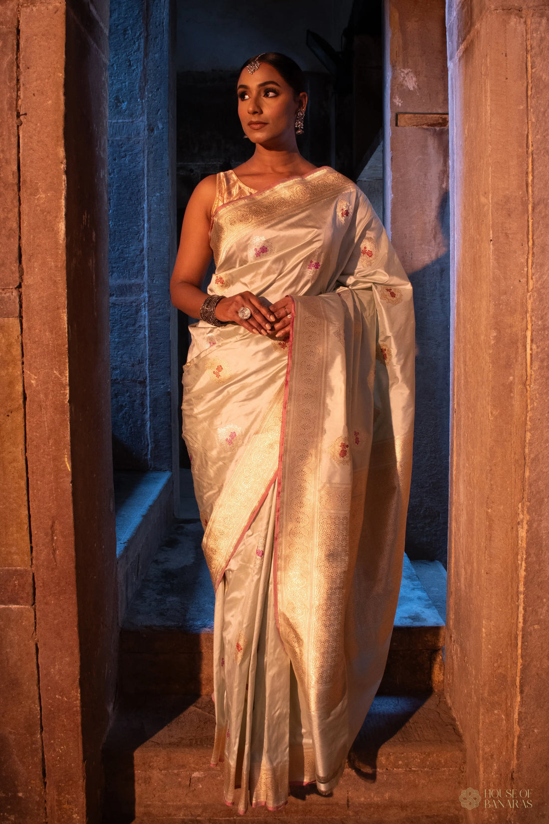 Arfa - The Beige Serenity House Of Banaras