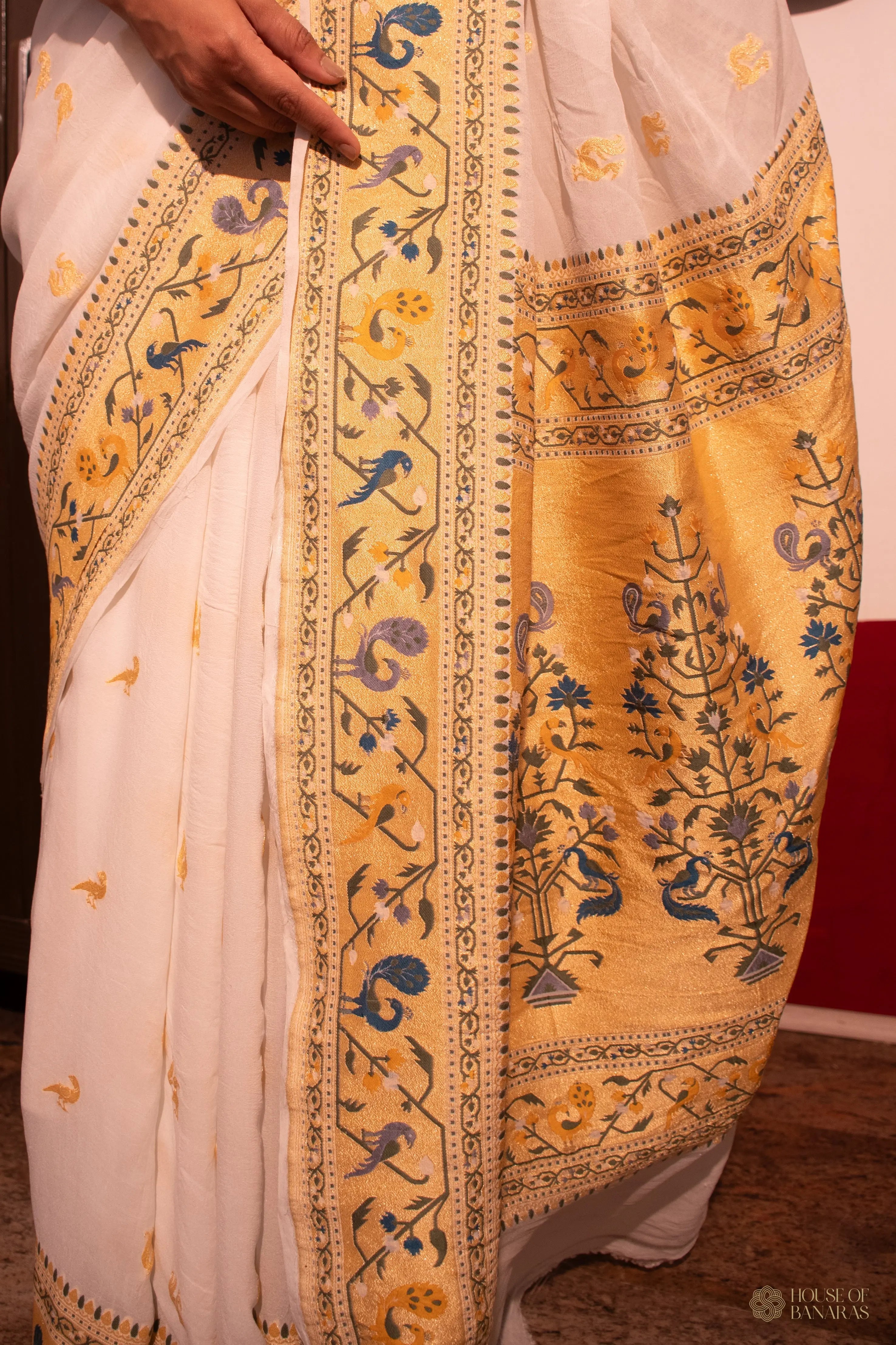 Kiranmayi - The Radiant Dawn House Of Banaras