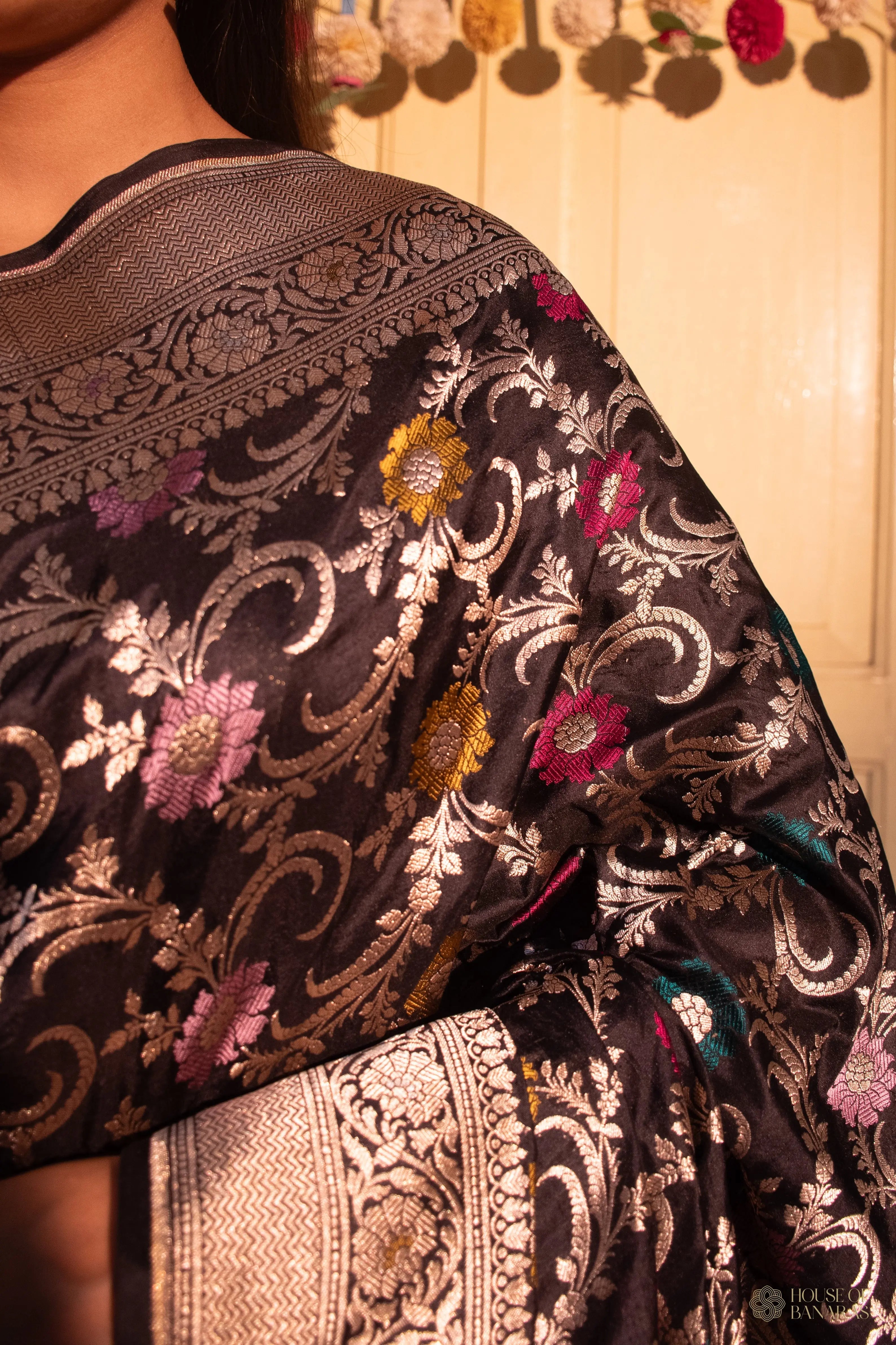 Parisa - The Black Elegance House Of Banaras