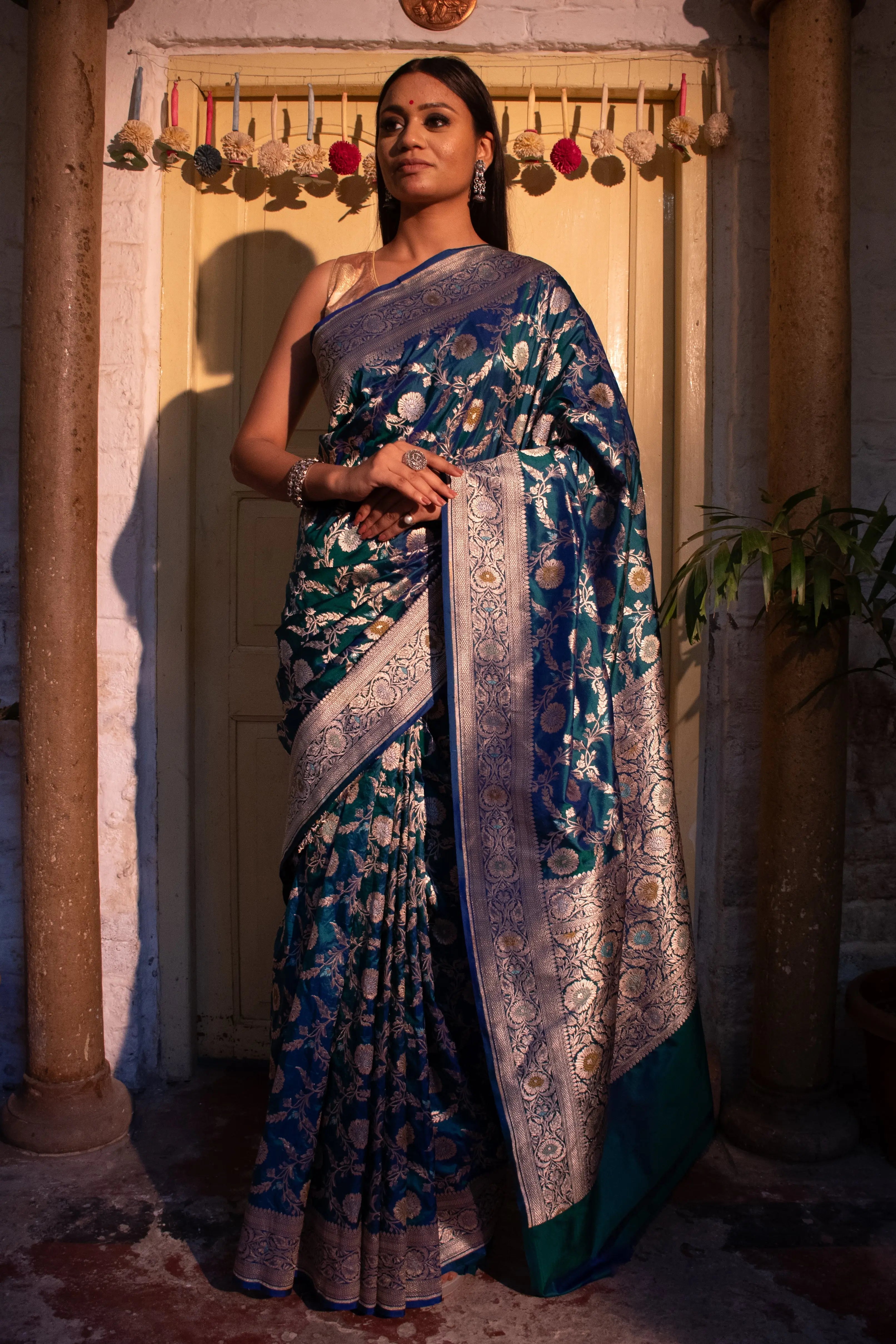 Armeen - The Blue-Green Harmony House Of Banaras