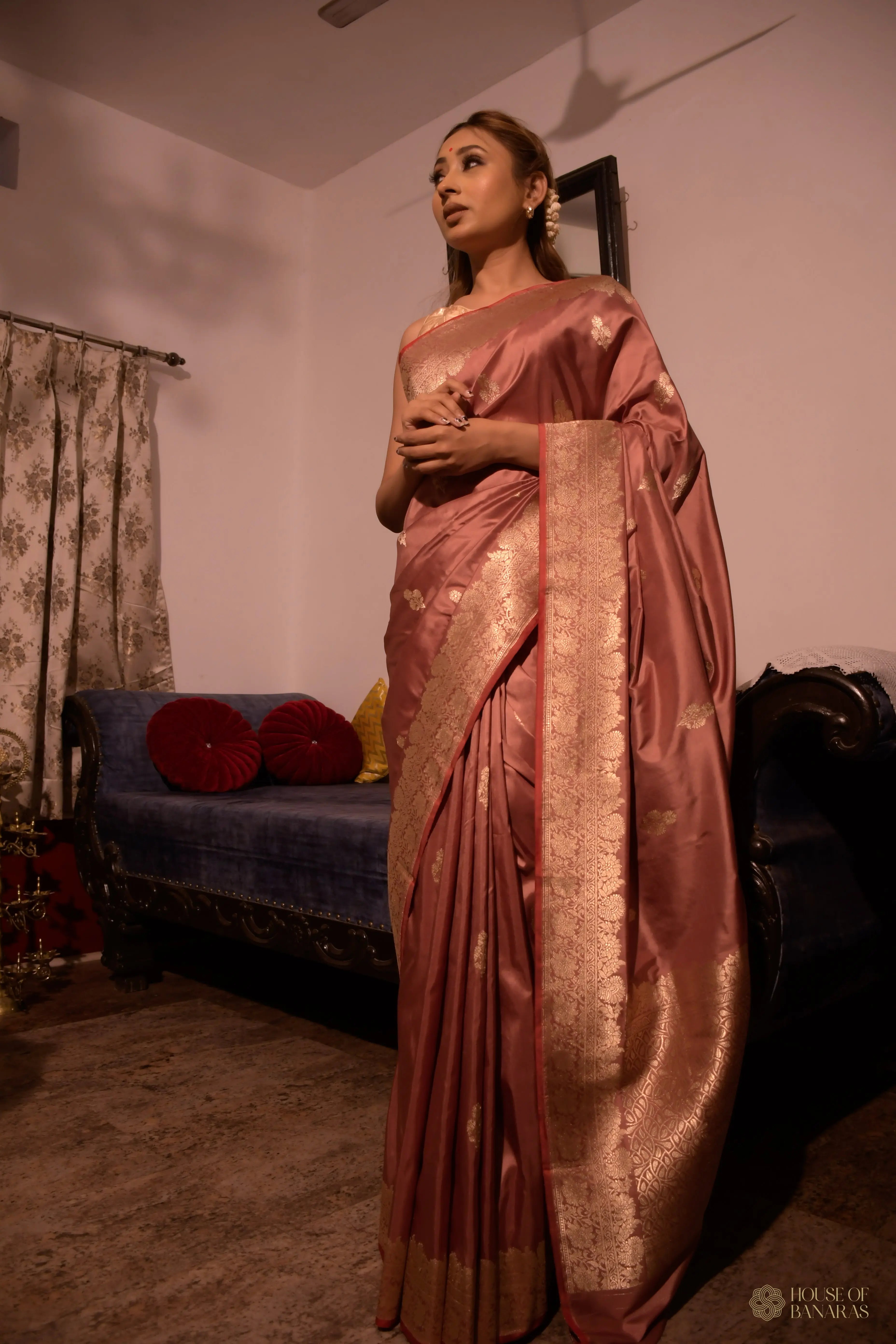 Aarohi - The Rose ColorRhapsody House Of Banaras