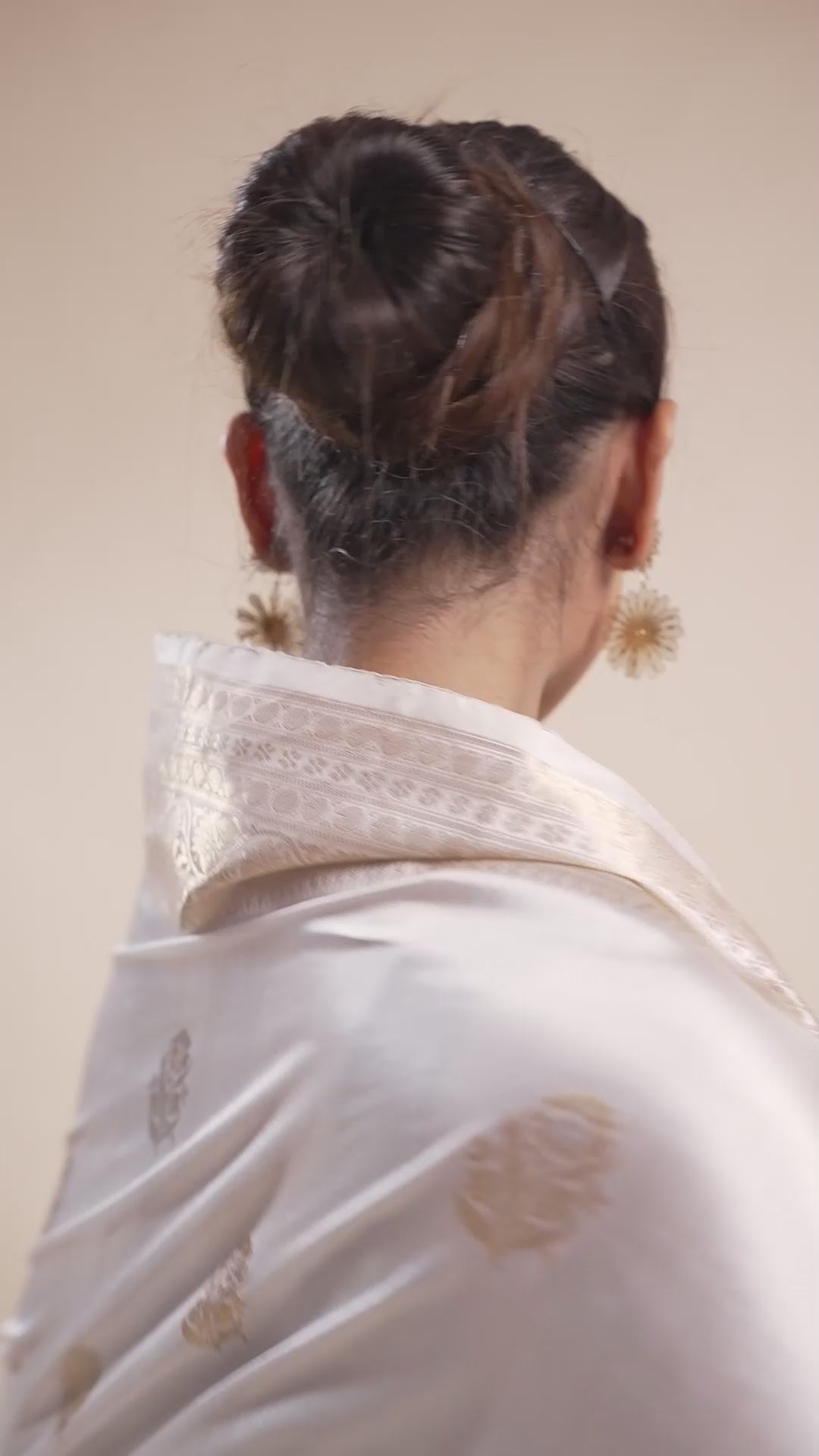 Maadhavi - The White Purity