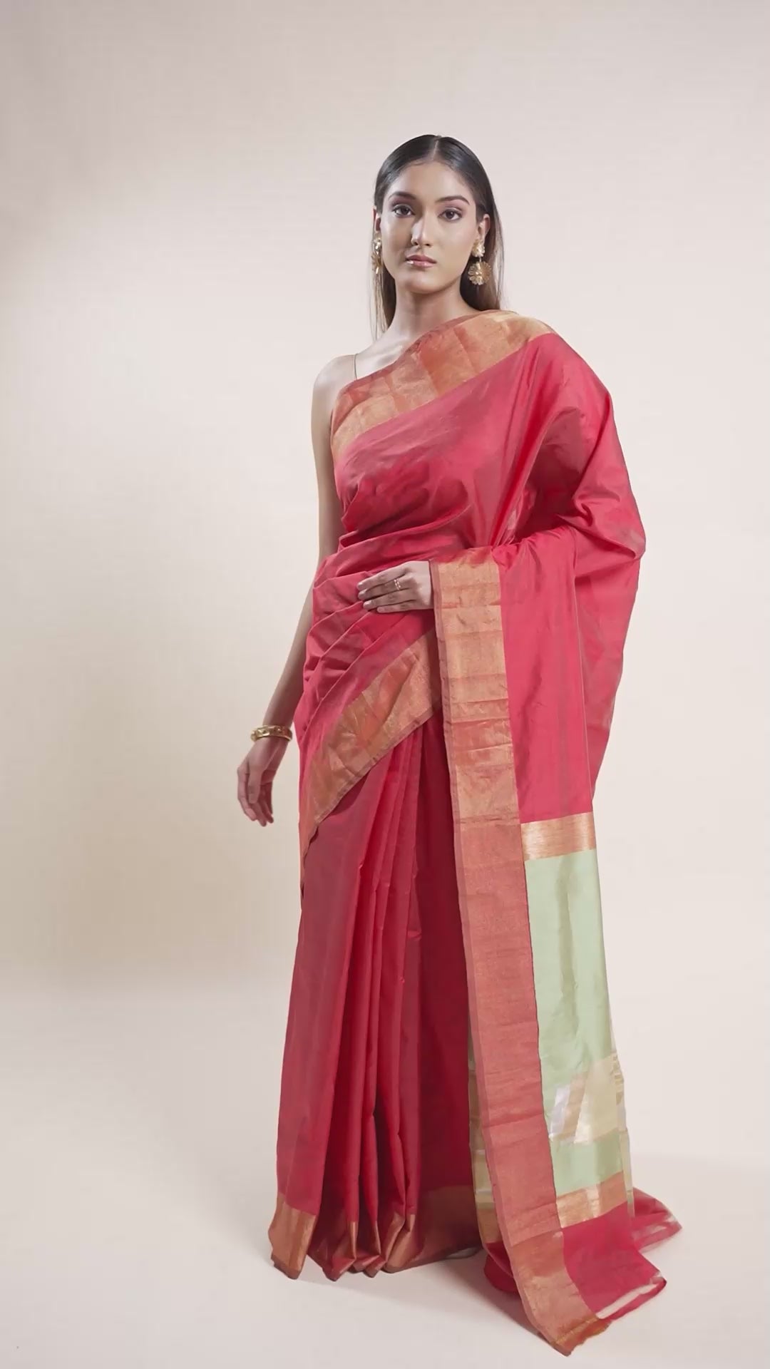Vyanjana - The Red Artistry