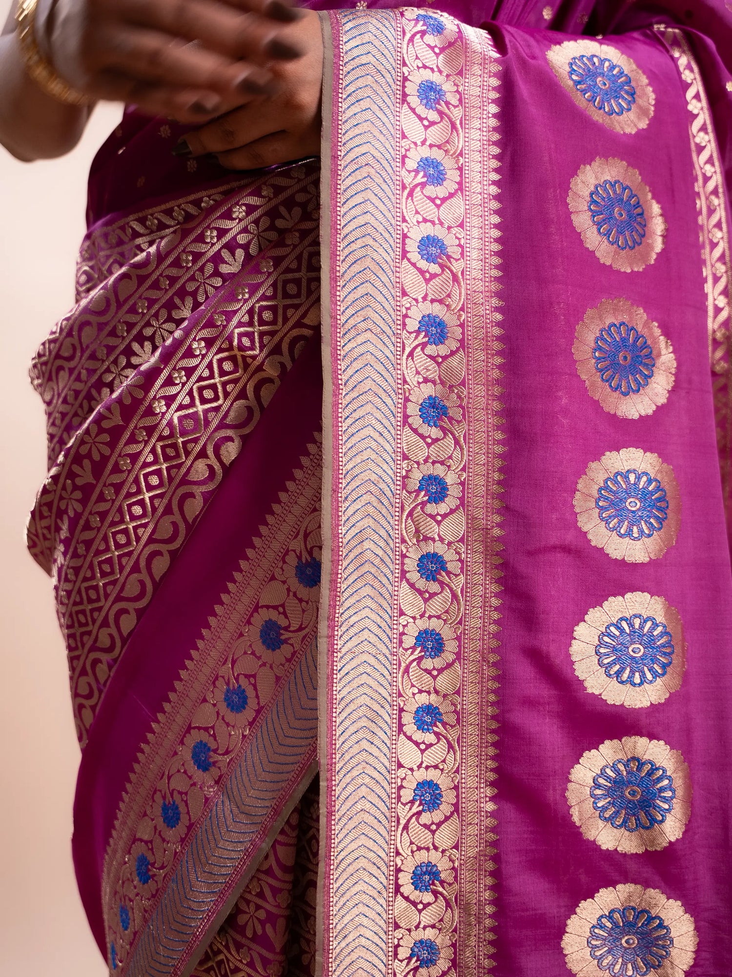 Diya-Borders-The-Light-Your-Banarasi-Carries House of Banaras