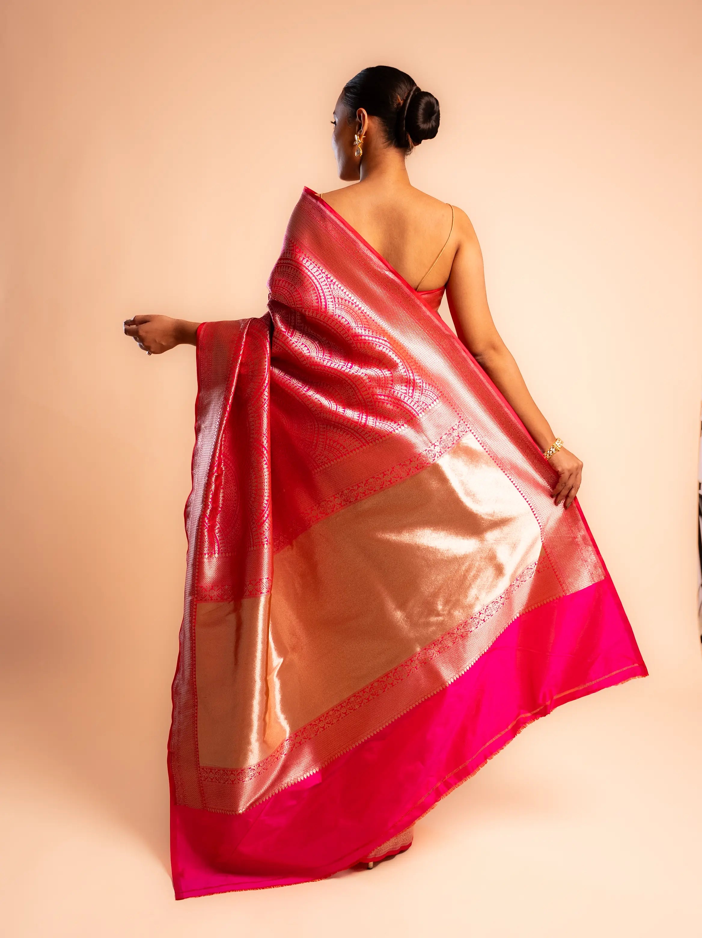 Amara Sundari – The Ethereal Allure House Of Banaras