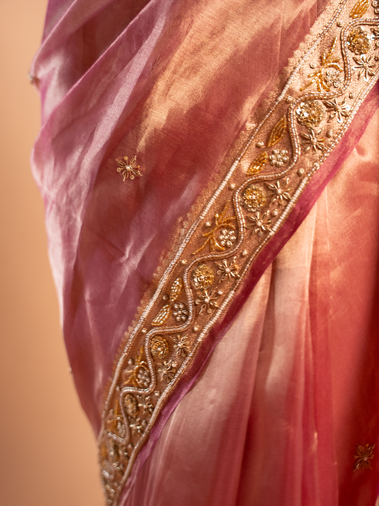 Madhuri – The Enchanting Elegance