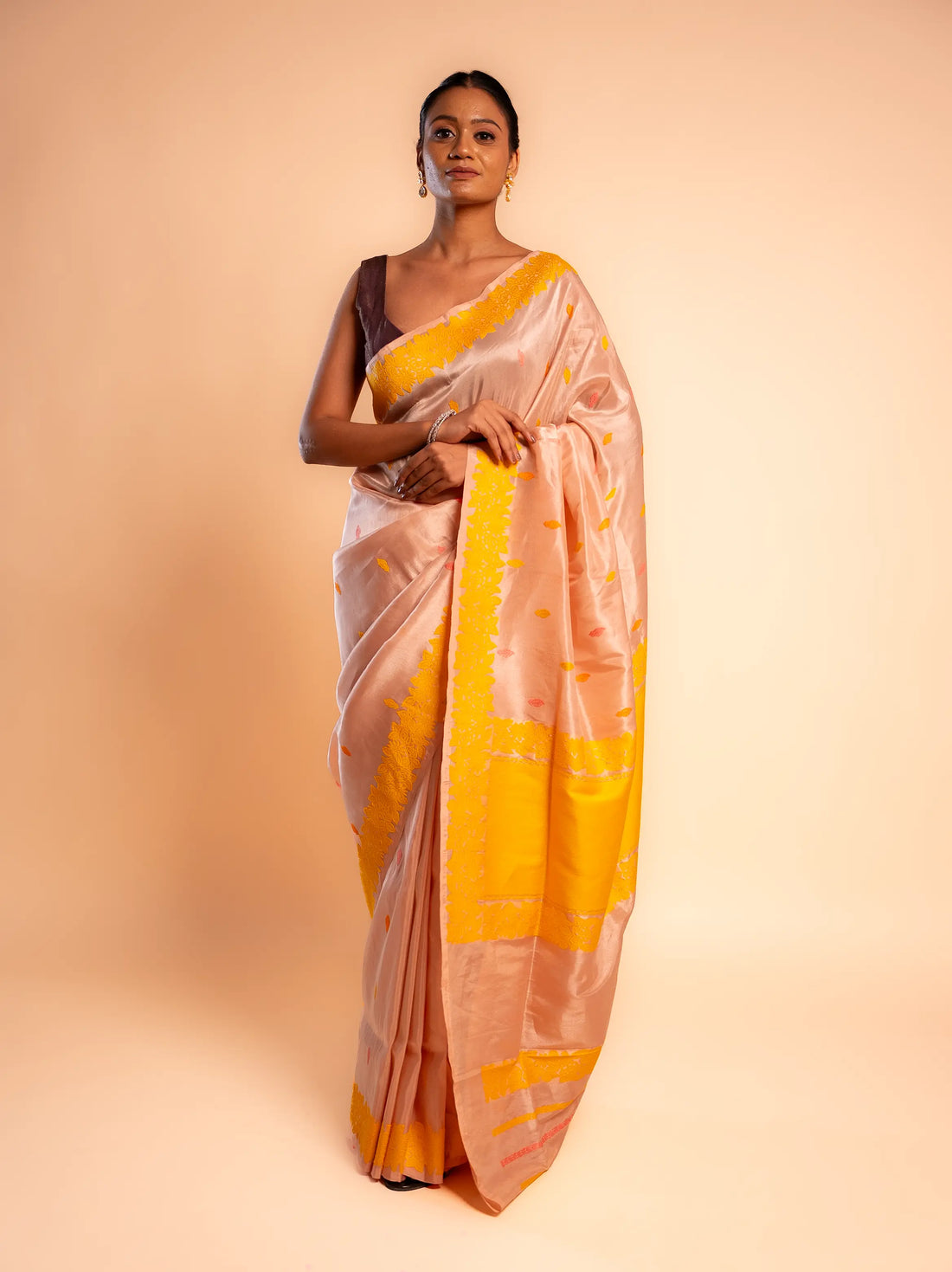 Shubhra – The Luminous Elegance House Of Banaras