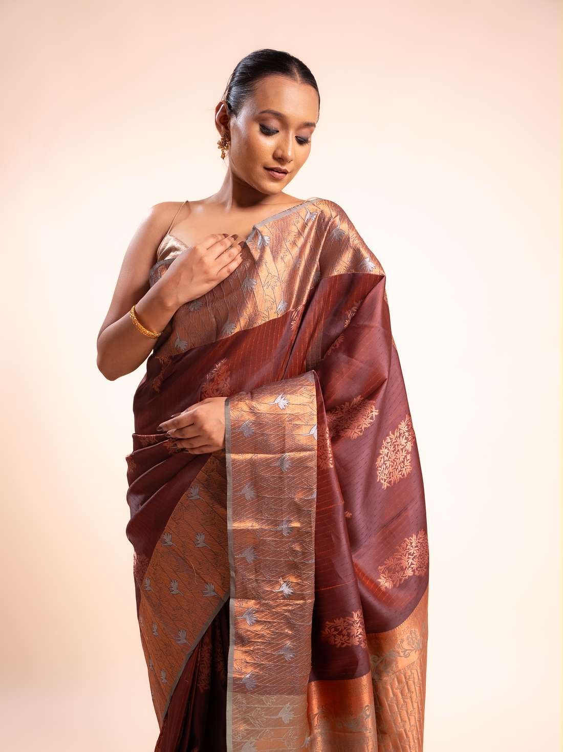 Chitrarekha - The Tussar Tapestry
