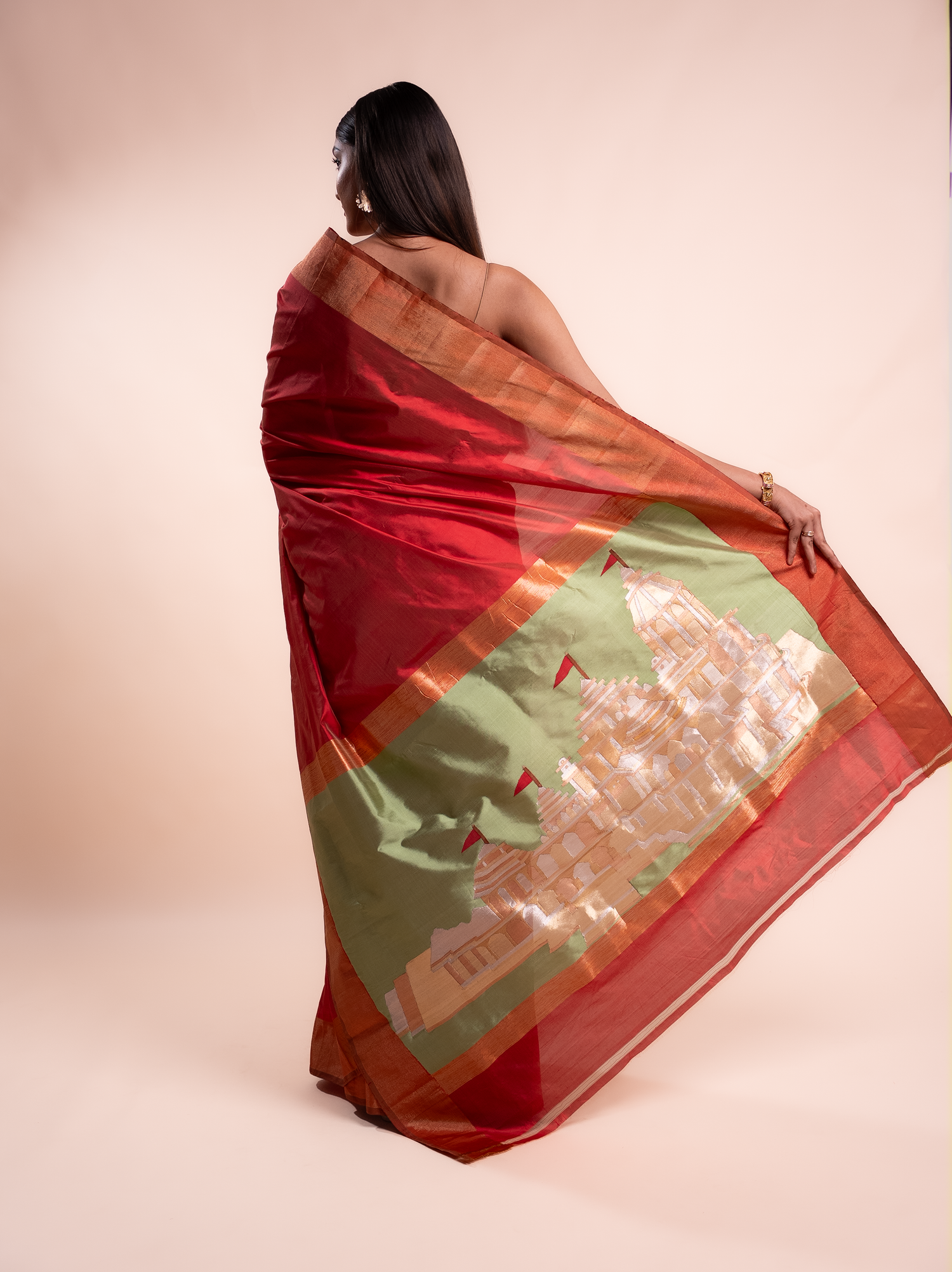 Vyanjana - The Red Artistry