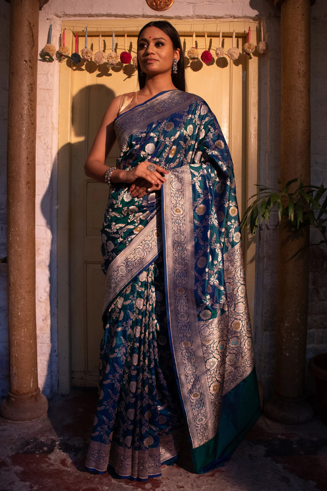 Armeen - The Blue-Green Harmony House Of Banaras